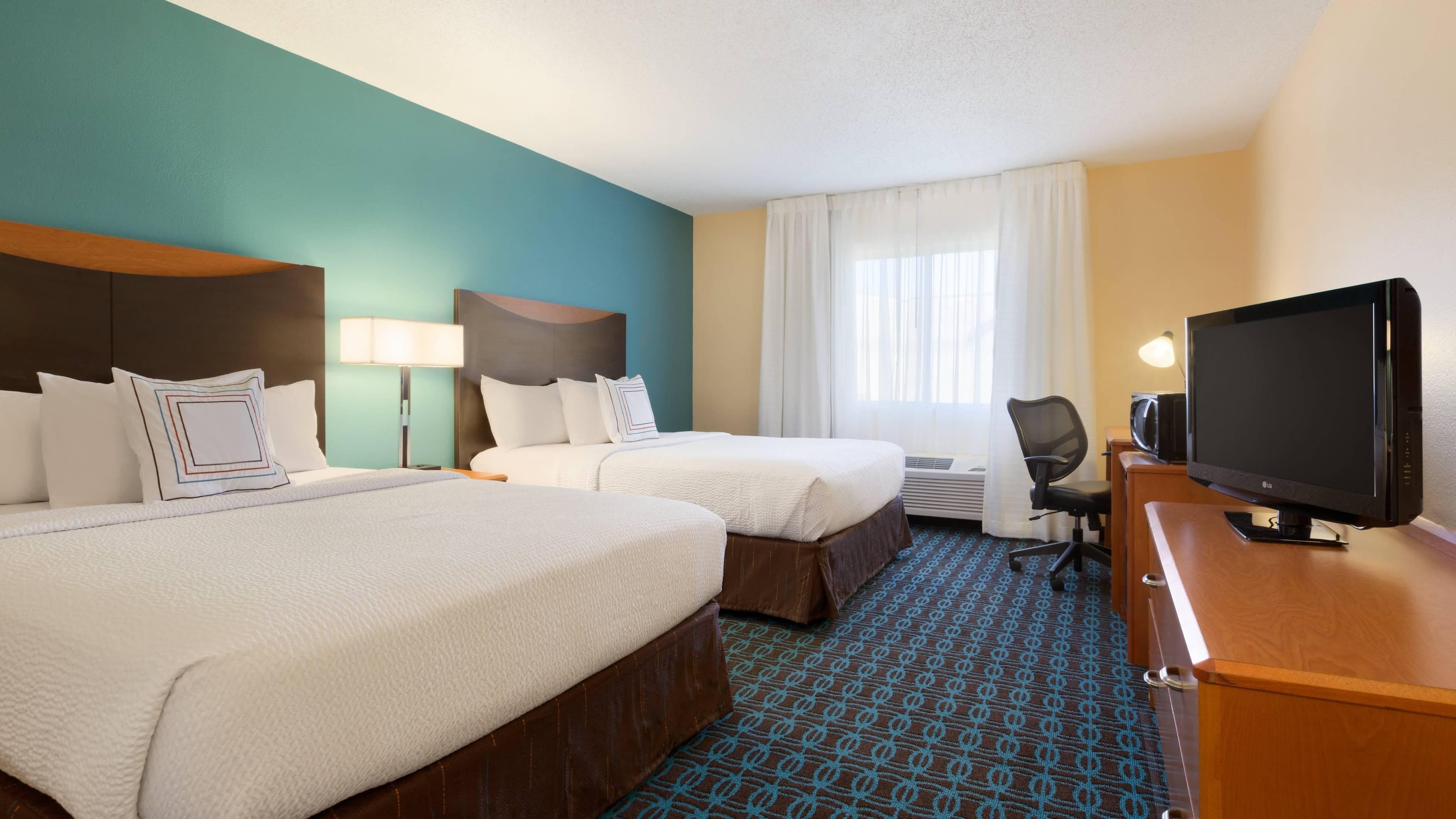 Fairfield Inn & Suites Bismarck North — 7