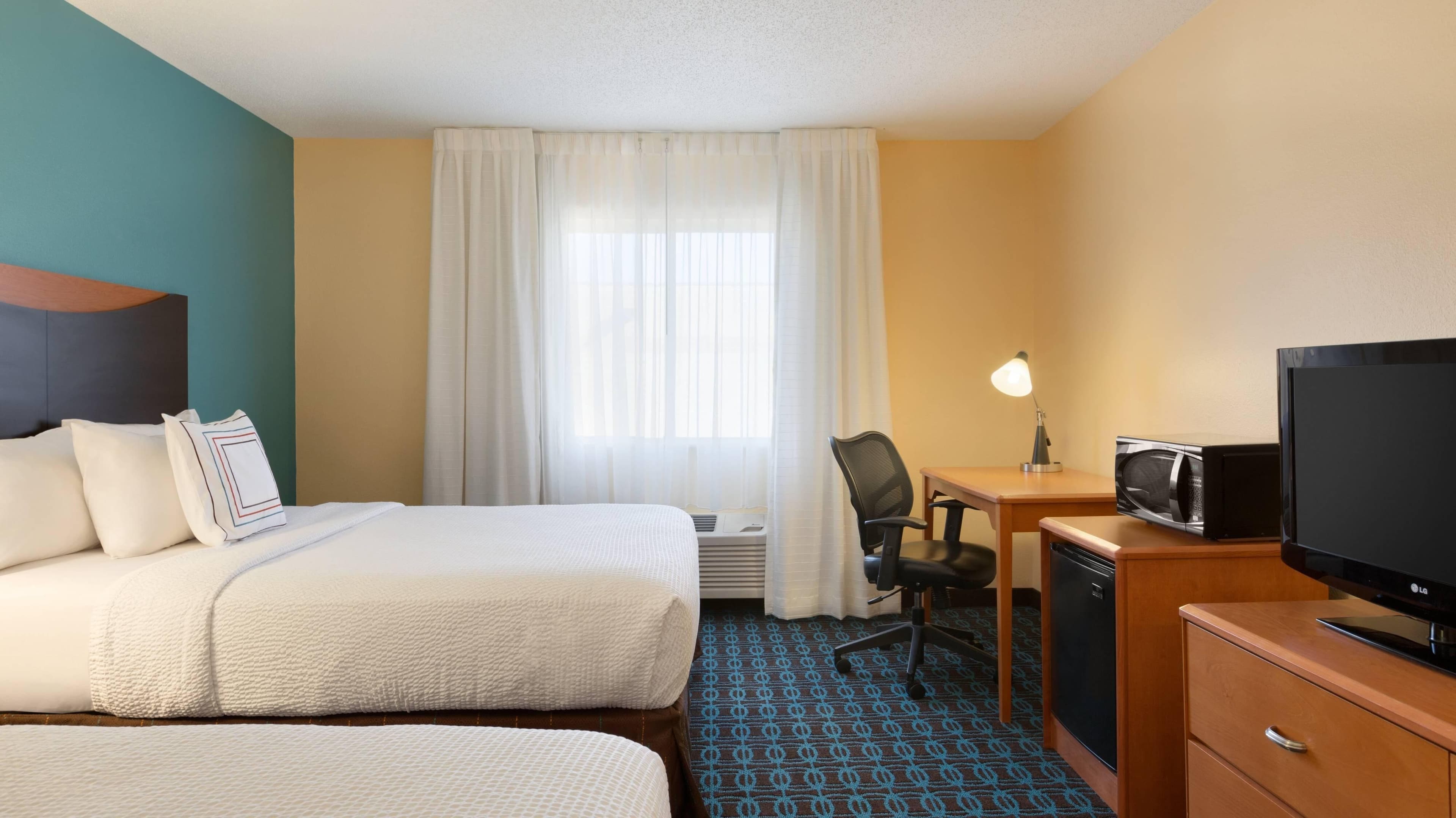 Fairfield Inn & Suites Bismarck North — 8