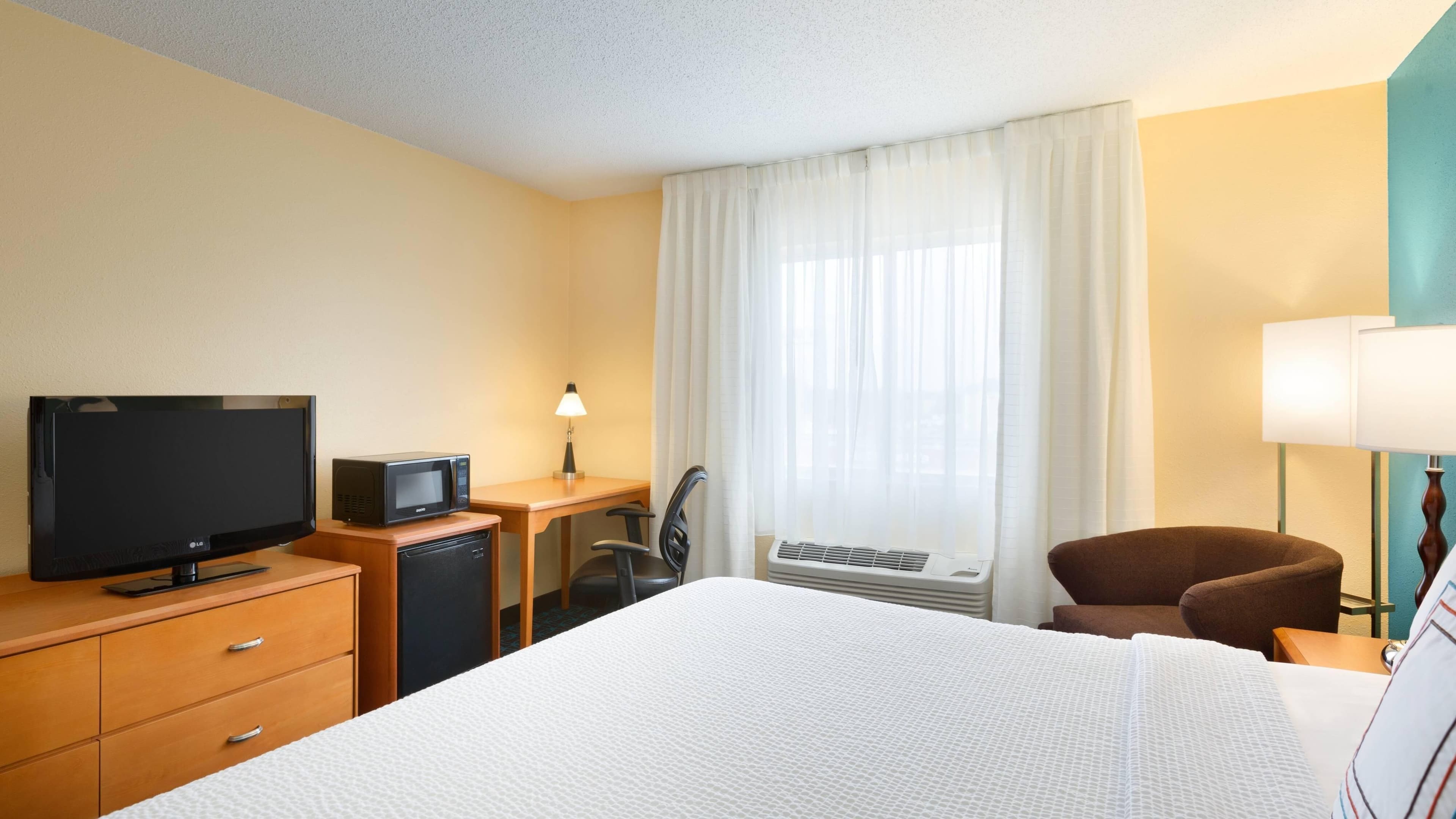 Fairfield Inn & Suites Bismarck South — 6