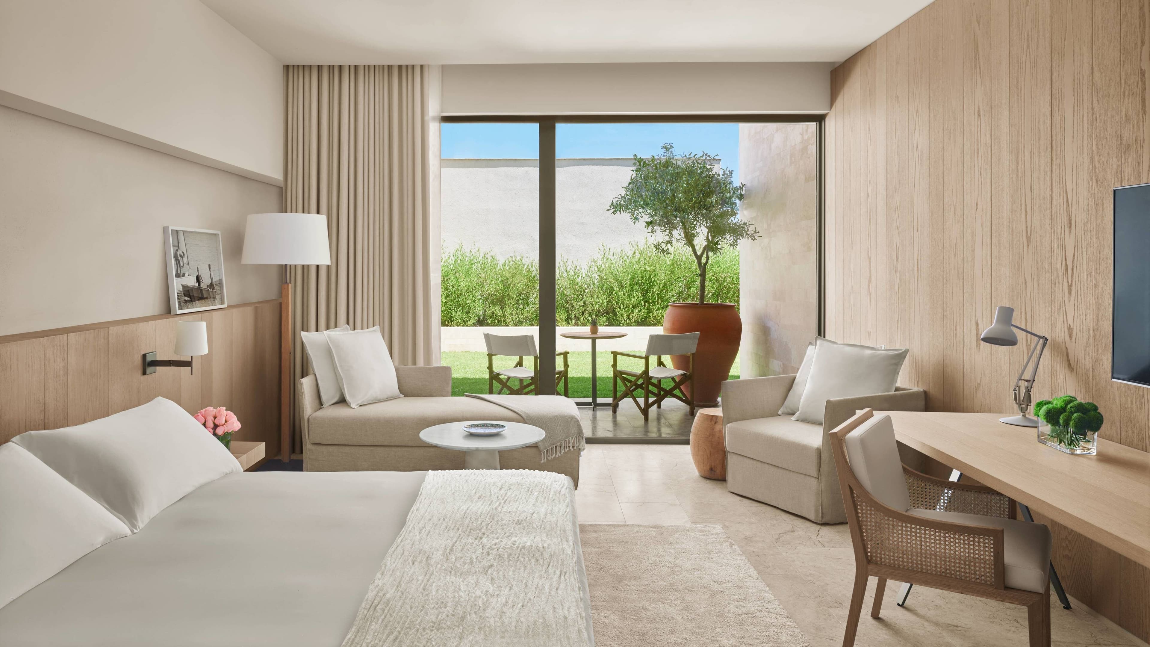 Deluxe Garden View Room - Image 1