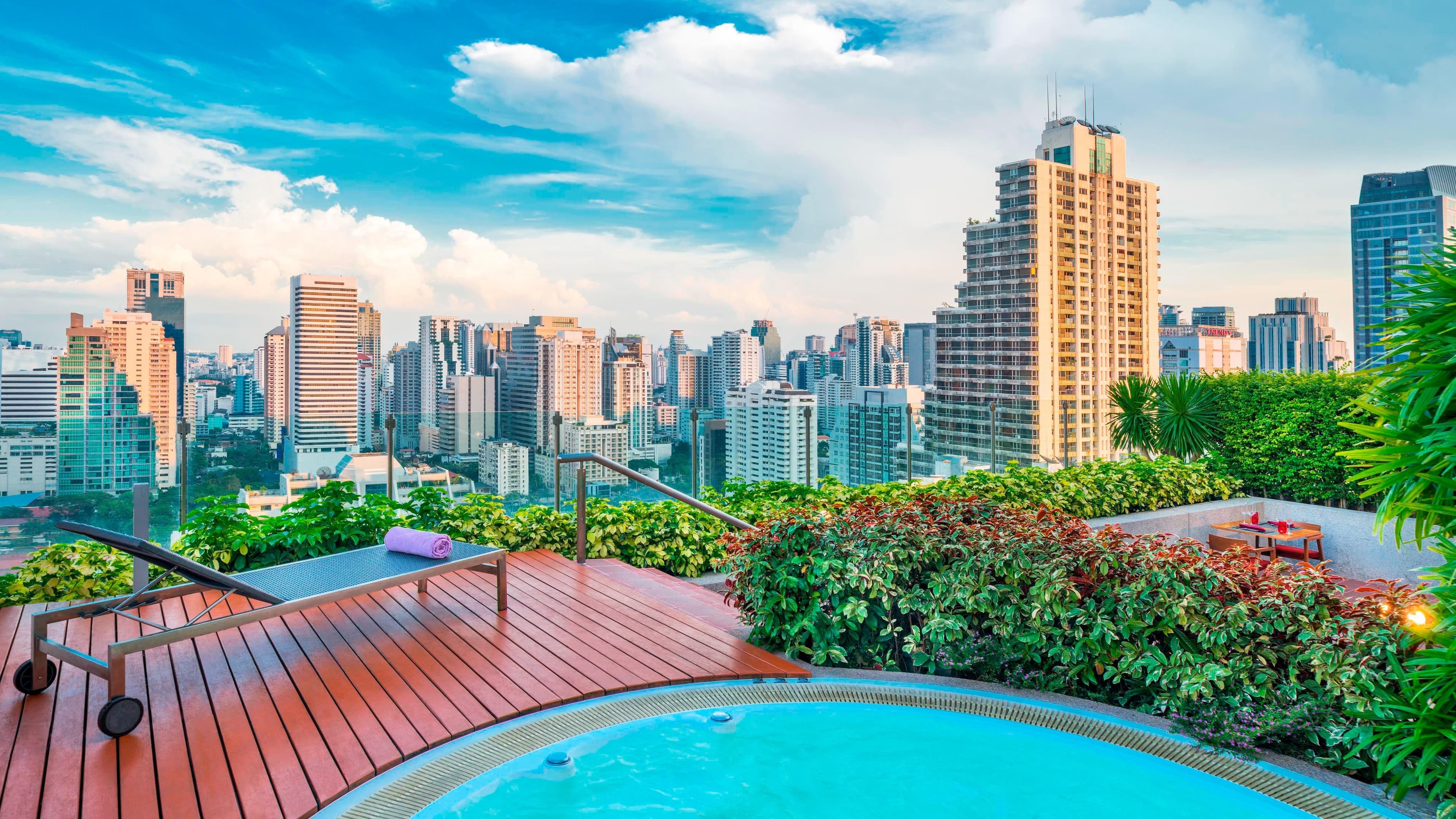 Aloft Bangkok Sukhumvit 11 — 45