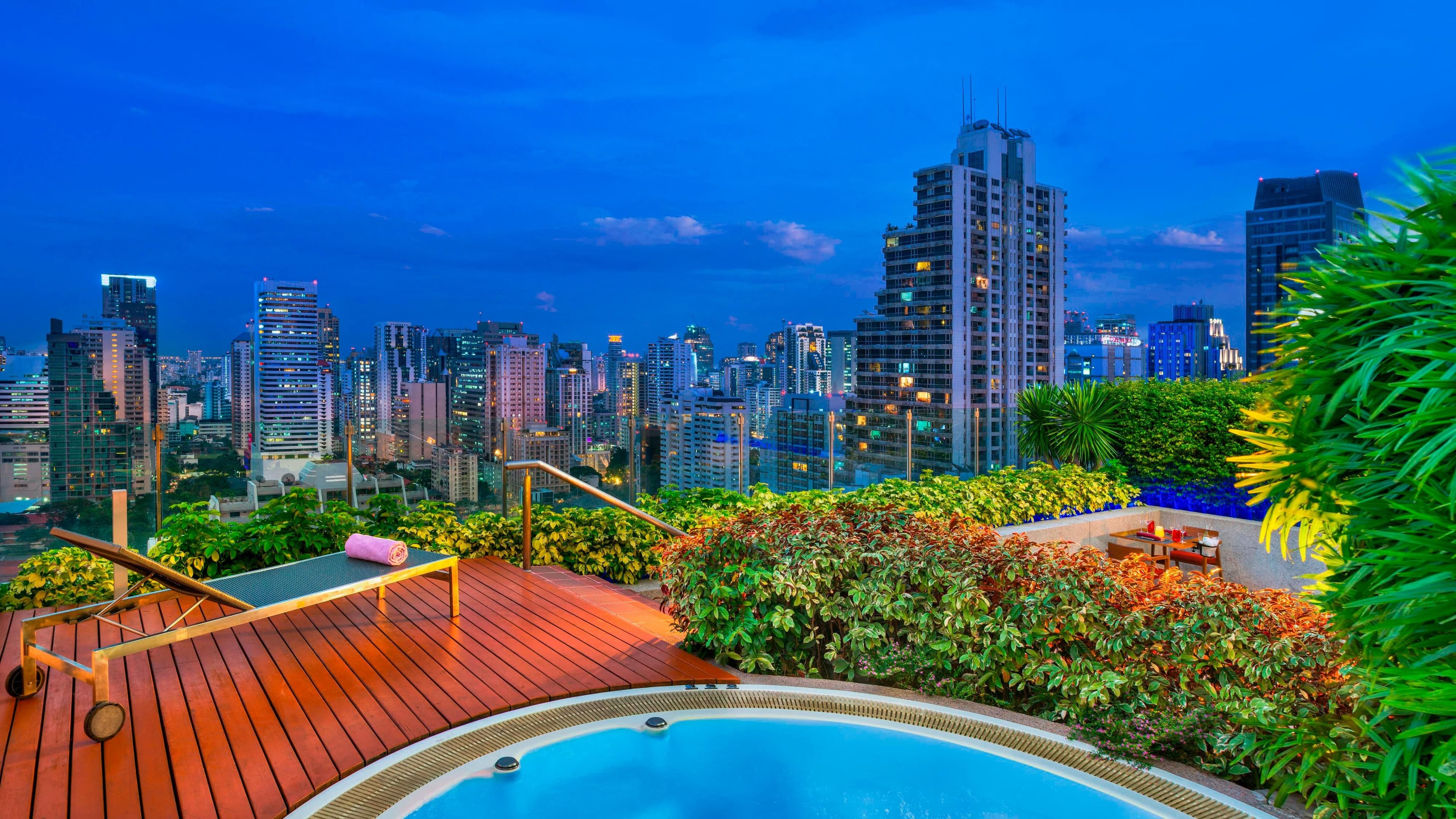 Aloft Bangkok Sukhumvit 11 — 46