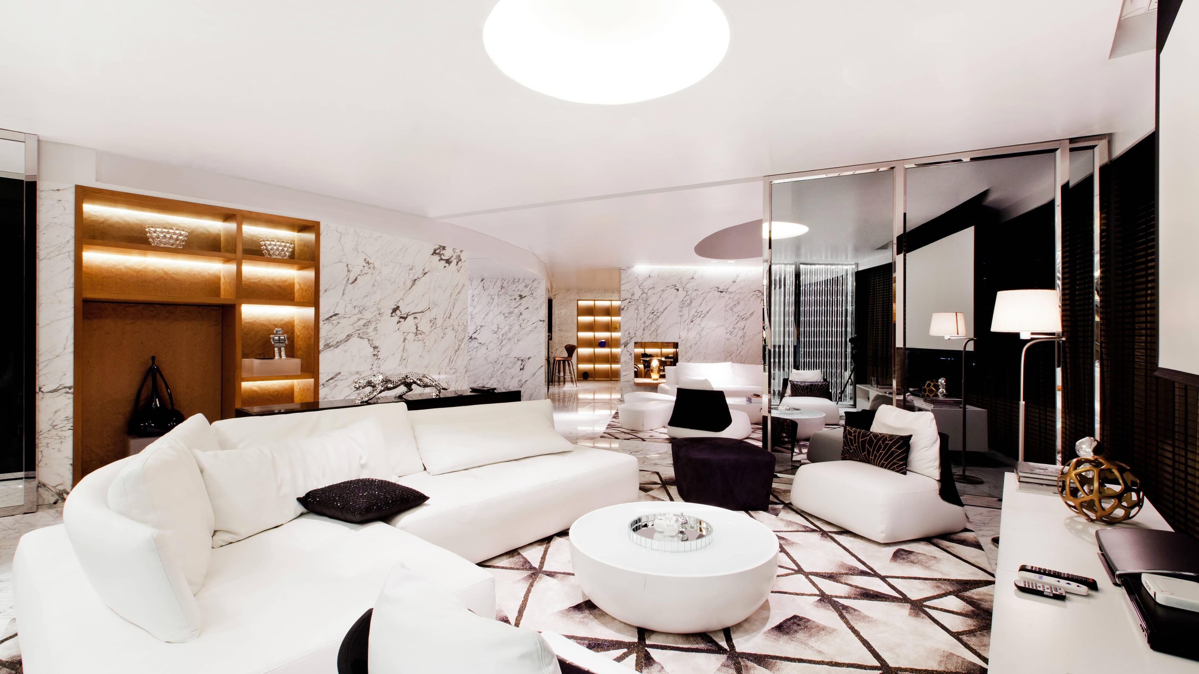 W Bangkok — 33