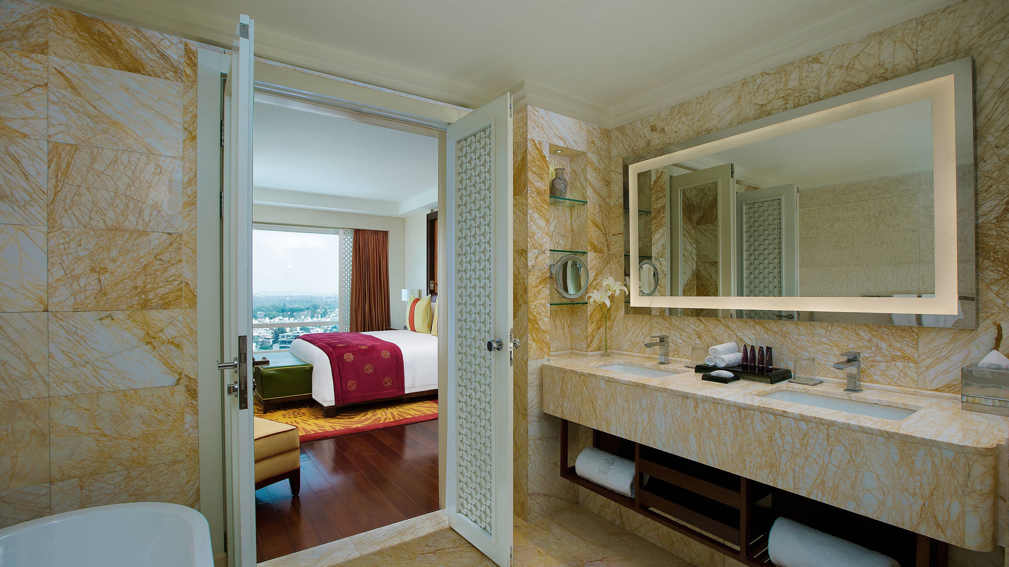 The Ritz-Carlton, Bangalore - Image 4