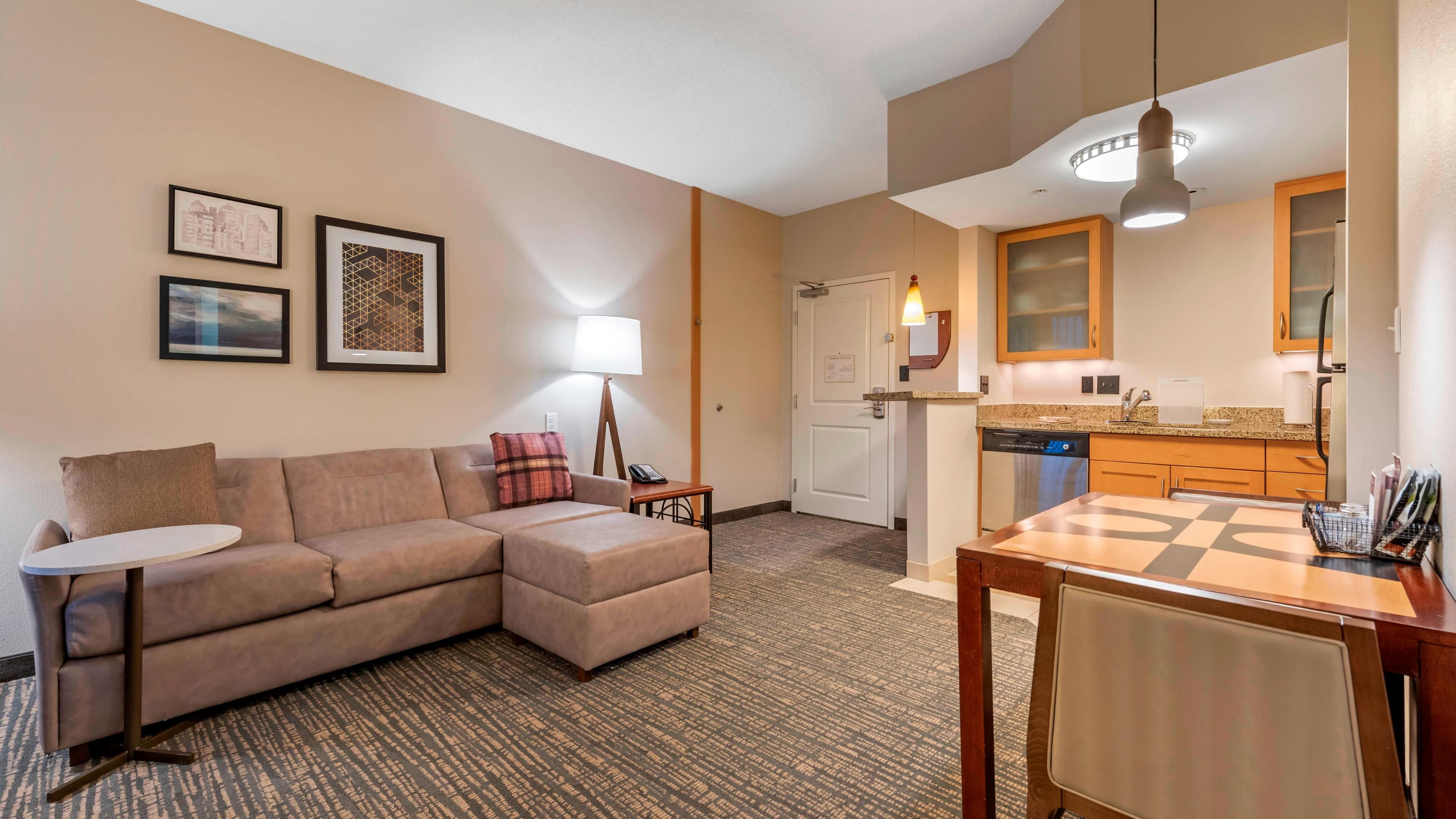 Residence Inn Columbus — 8