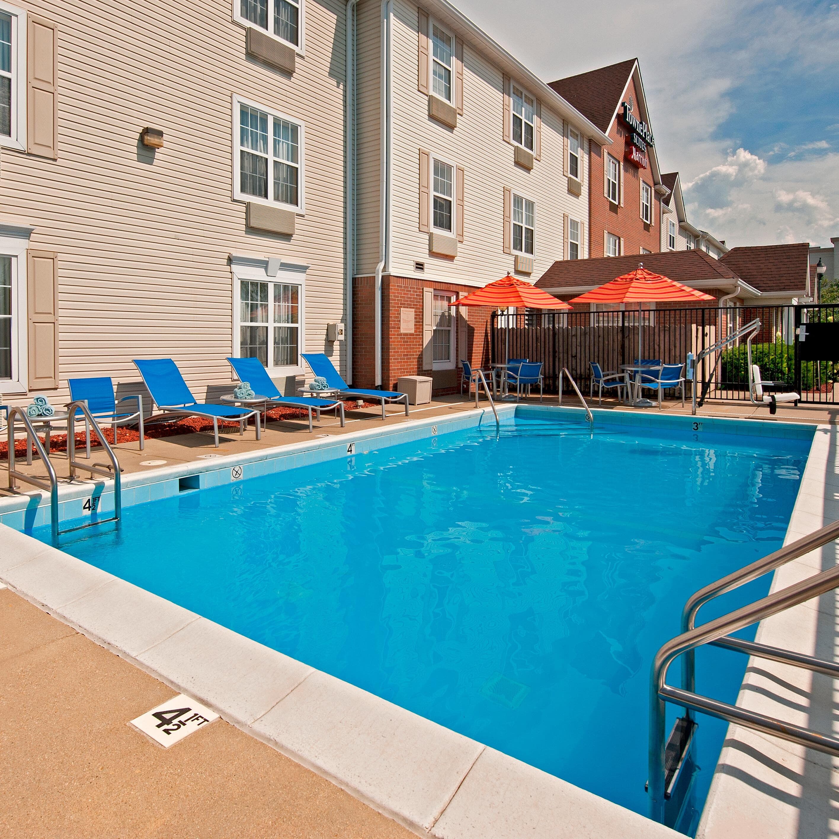TownePlace Suites Bloomington - Image 1
