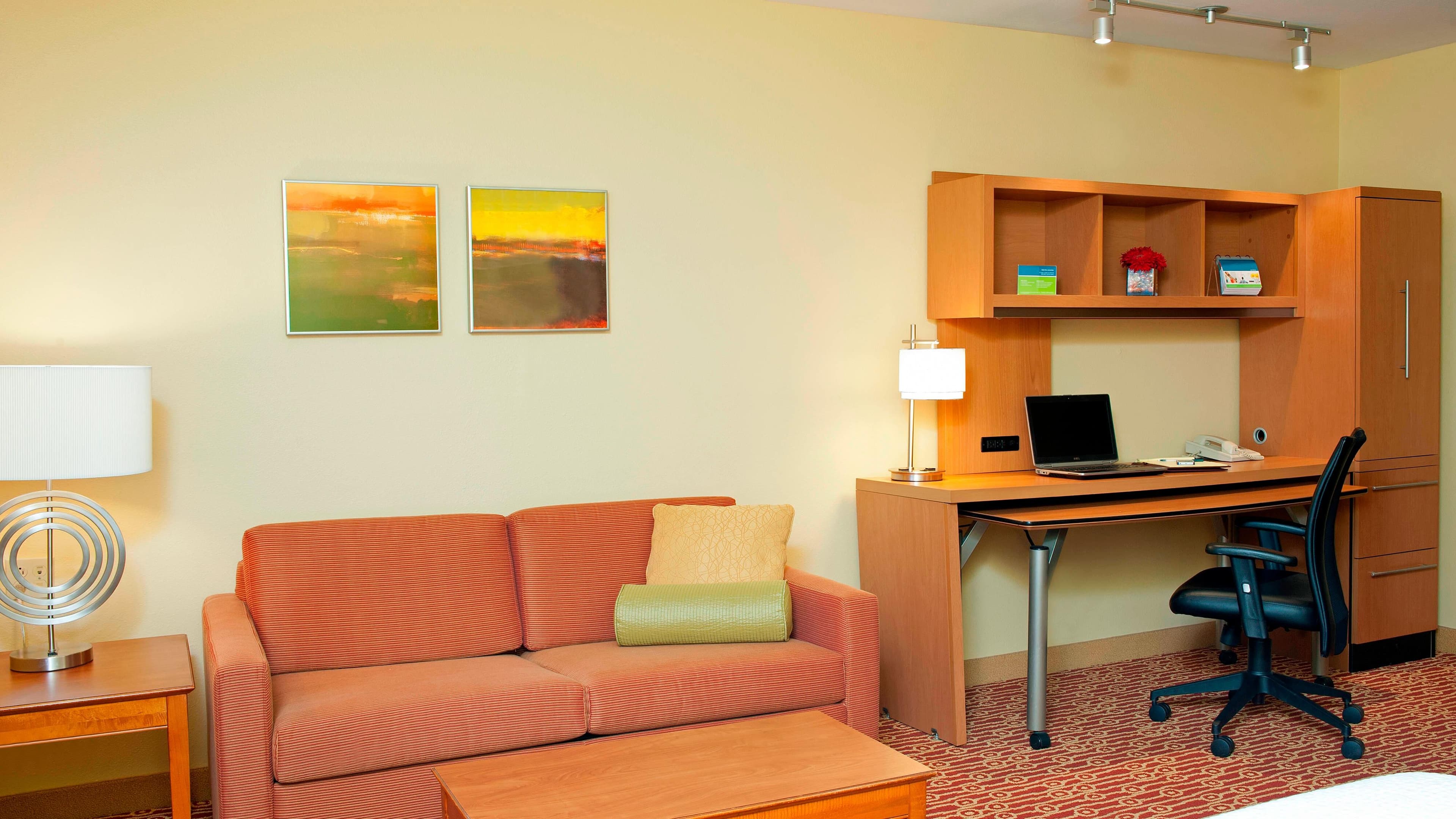 TownePlace Suites Bloomington - Image 4