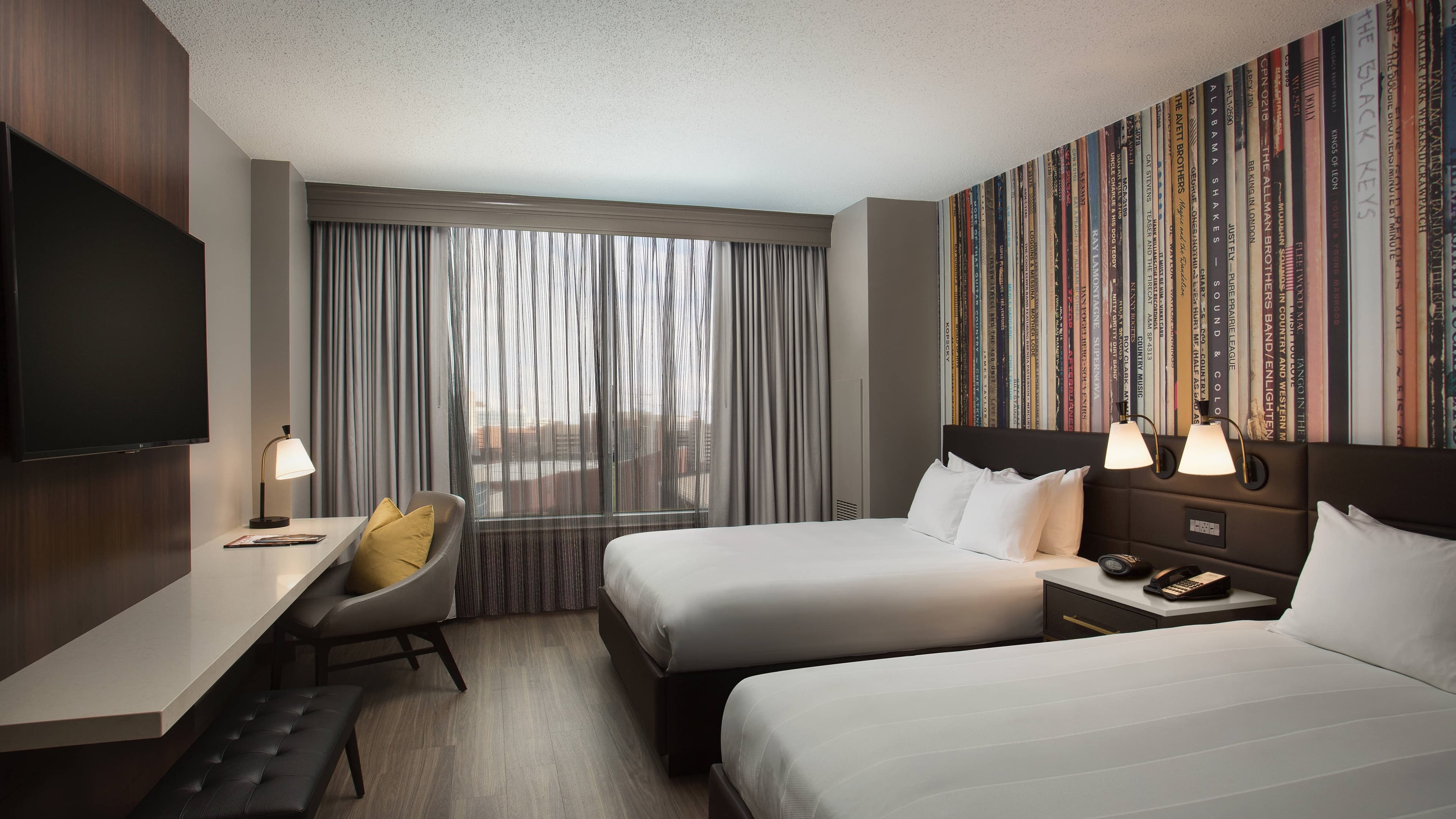 avid hotels Nashville Airport - Image 3