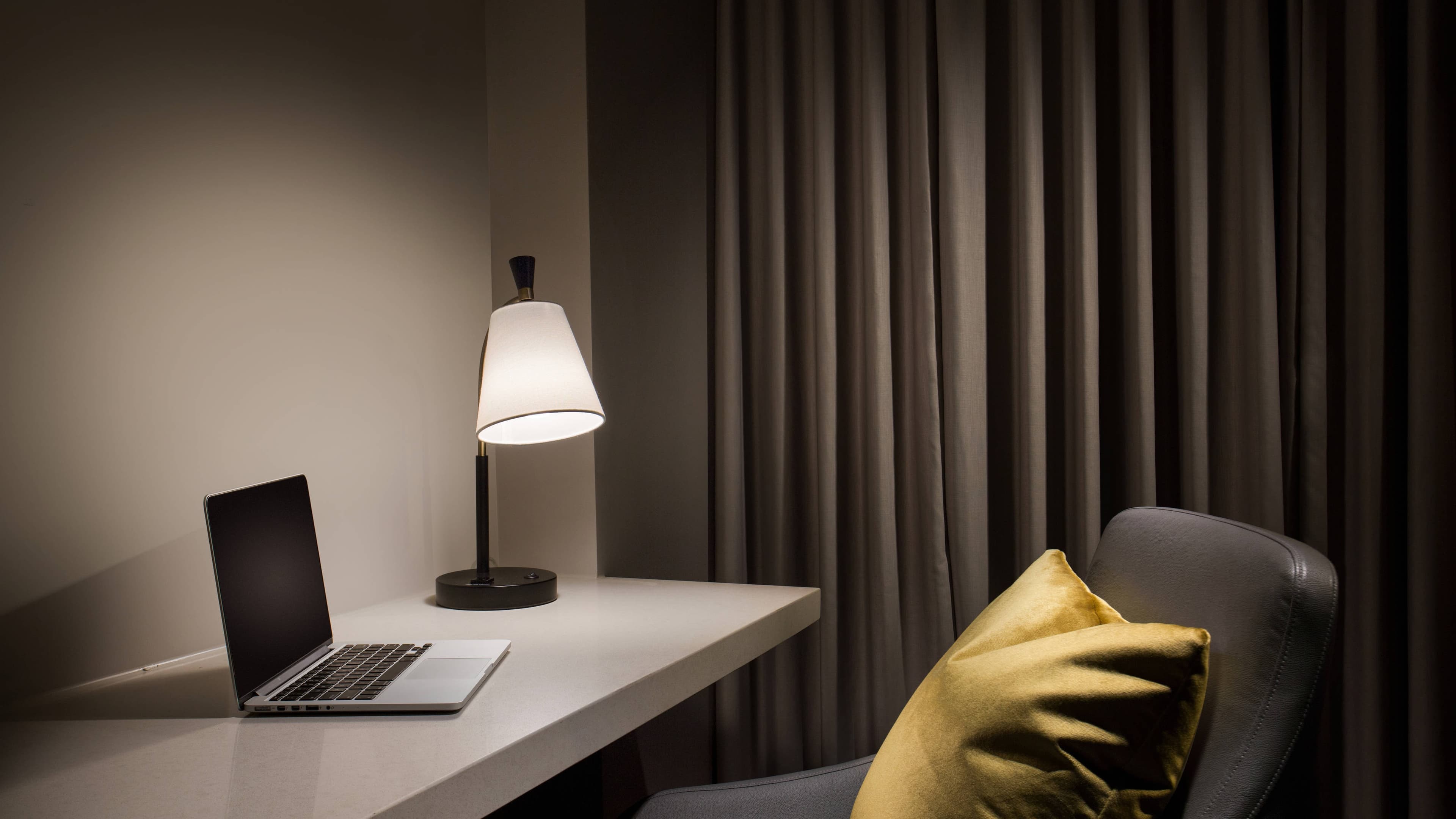 avid hotels Nashville Airport - Image 4