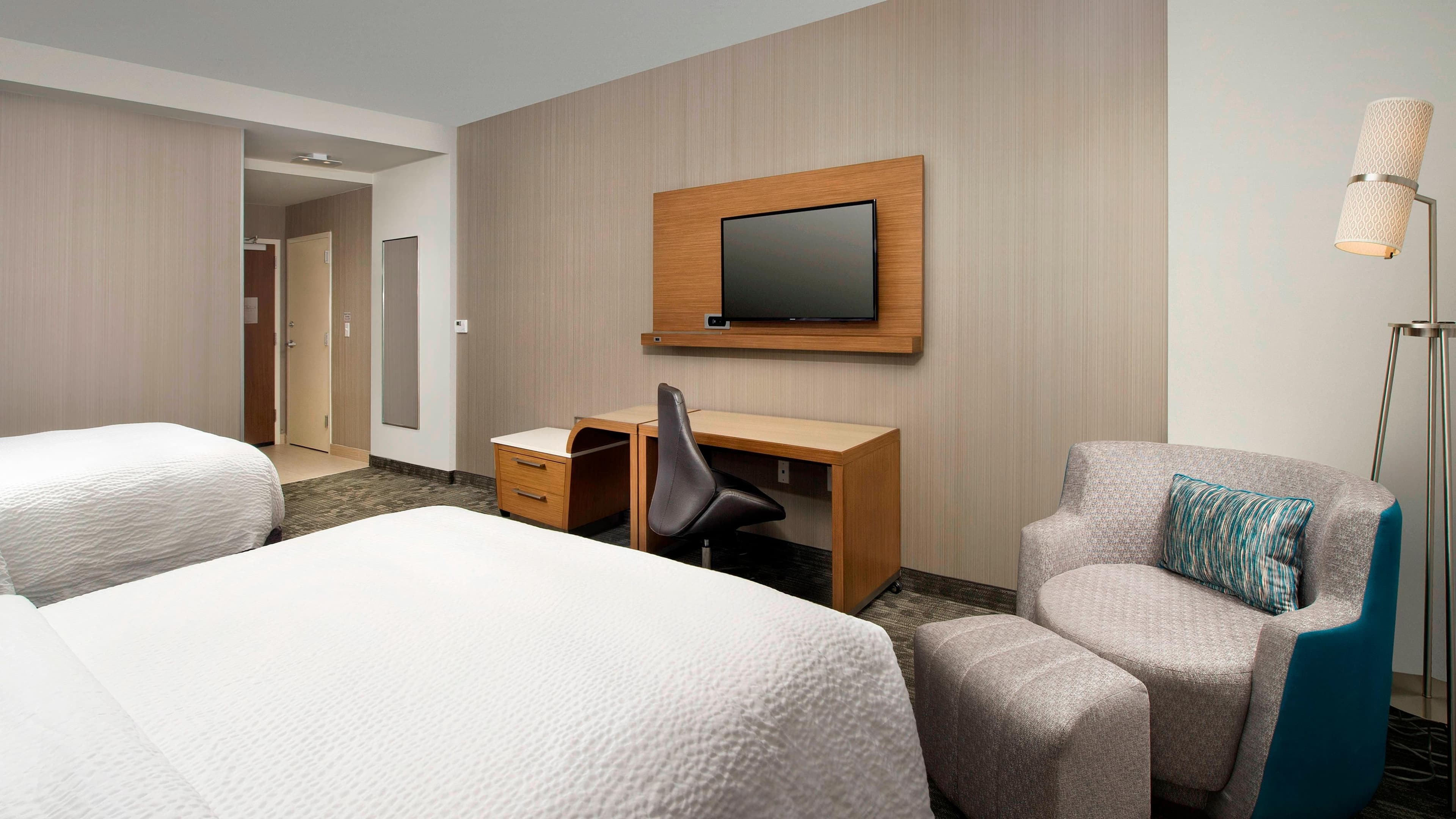 Candlewood Suites Columbia — 39