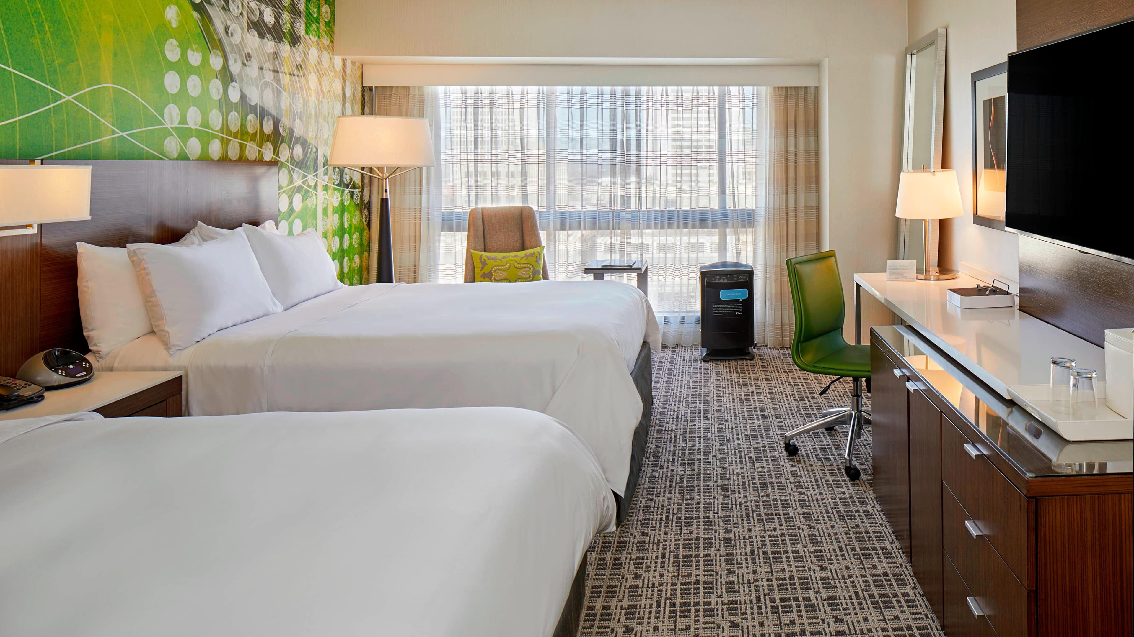Holiday Inn & Suites Nashville Downtown - Broadway — 130