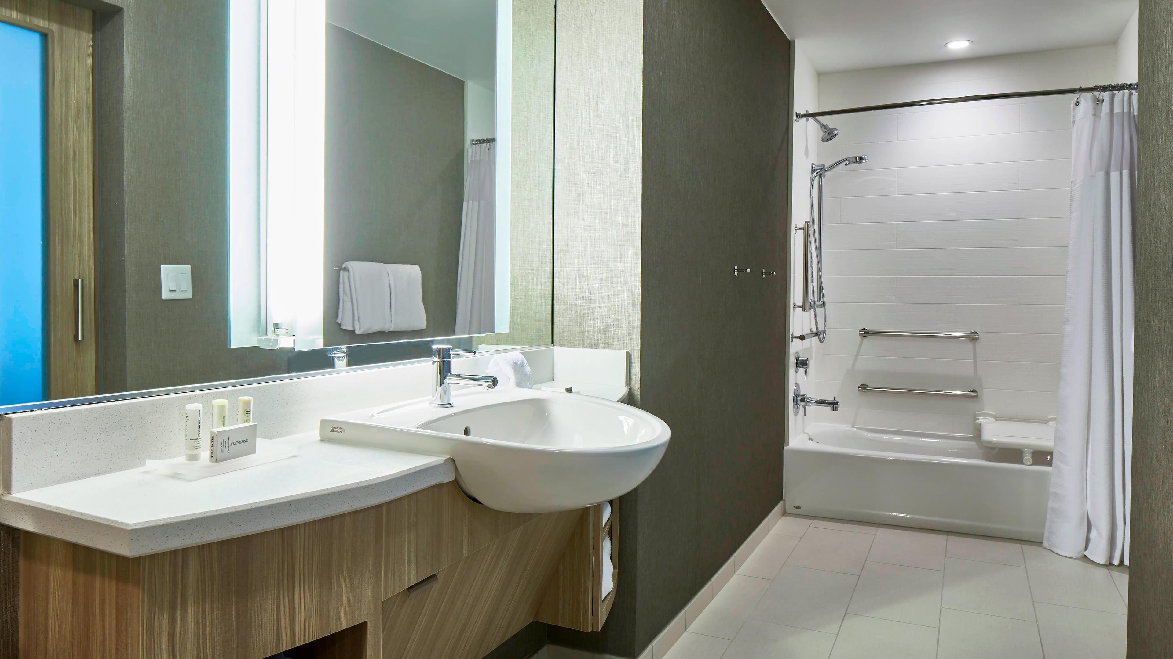 SpringHill Suites Nashville Downtown/Convention Center — 7