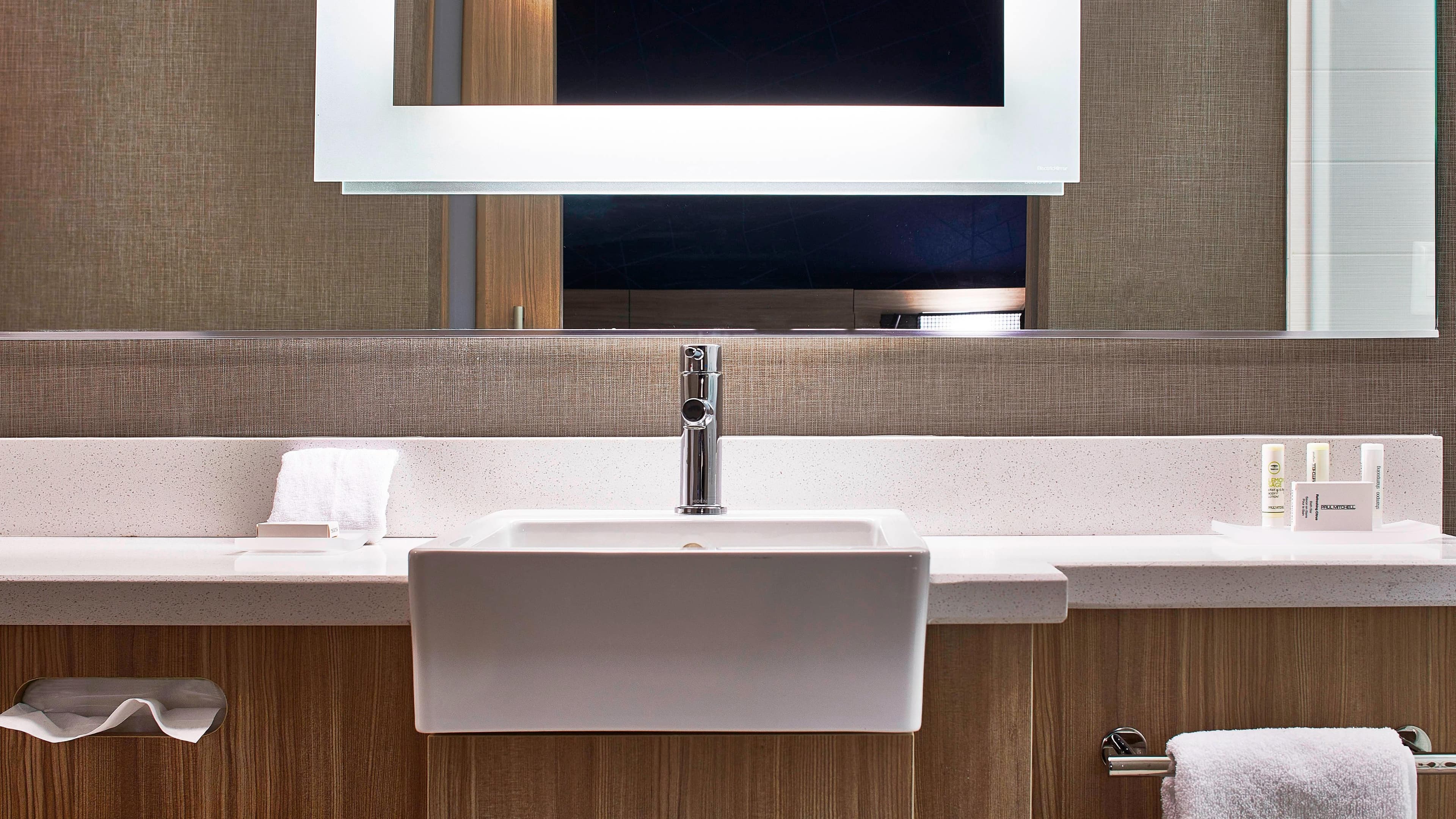 SpringHill Suites Nashville Downtown/Convention Center — 6