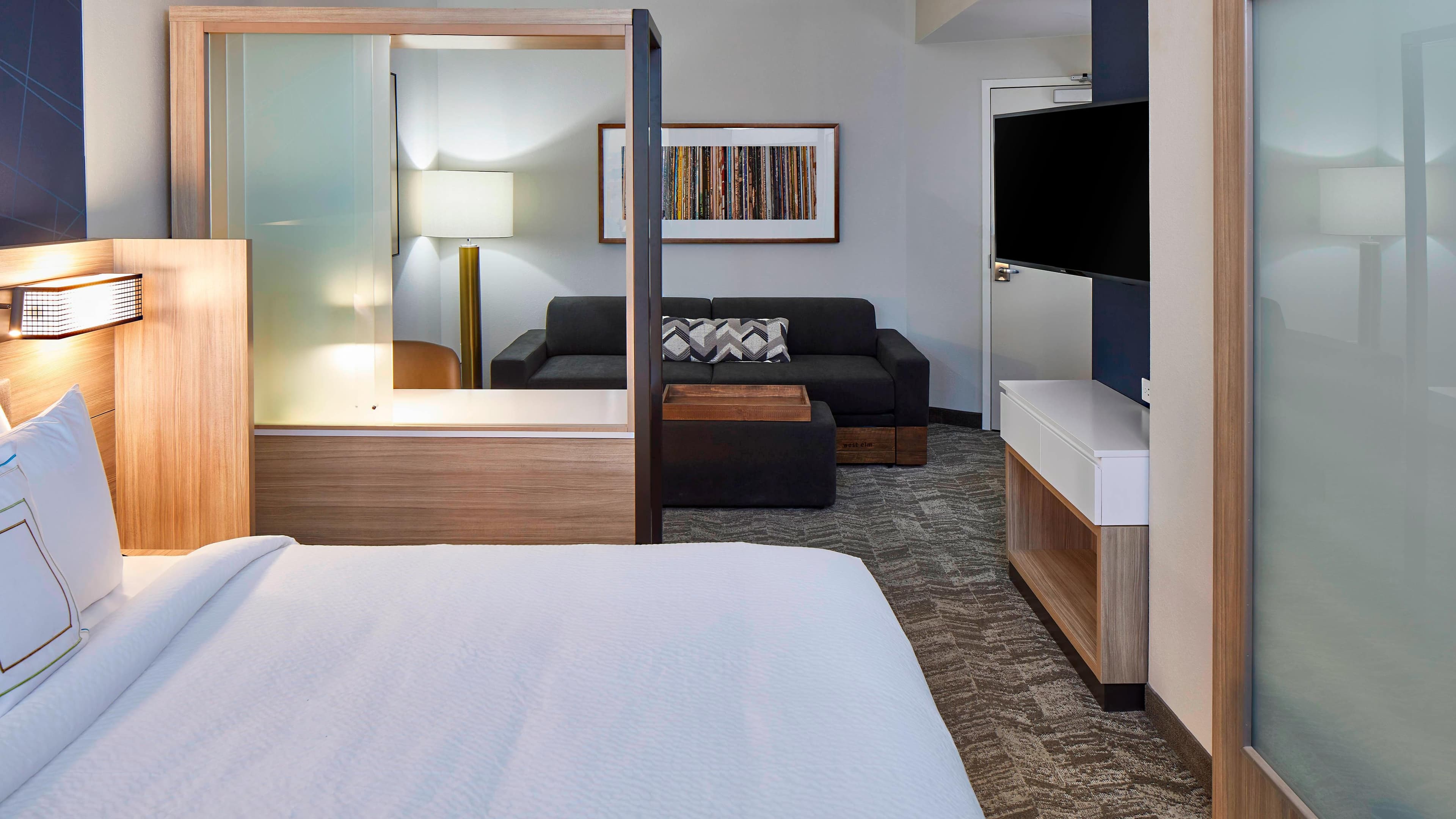 SpringHill Suites Nashville Downtown/Convention Center - Image 3