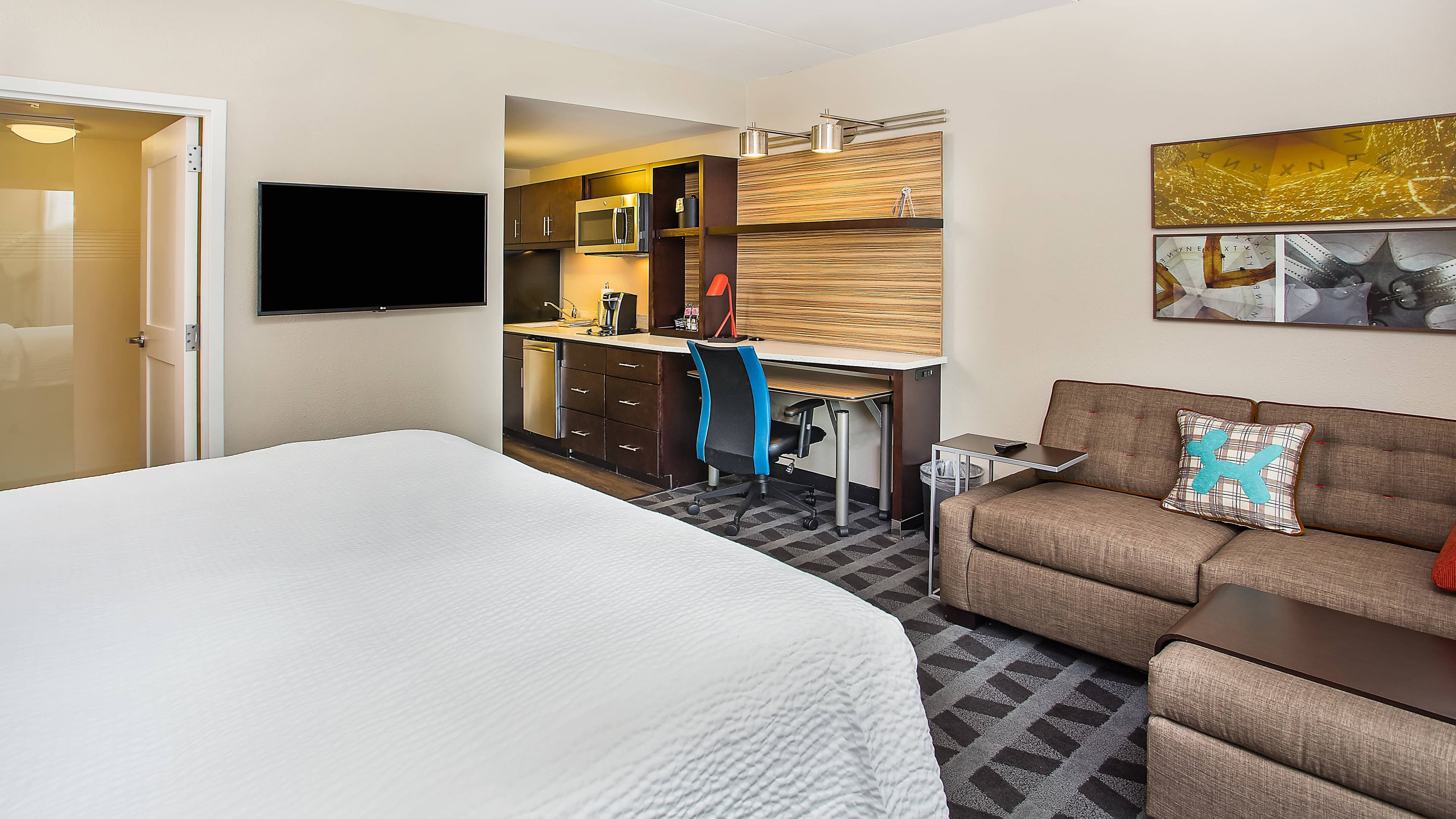 TownePlace Suites Cookeville - Image 2