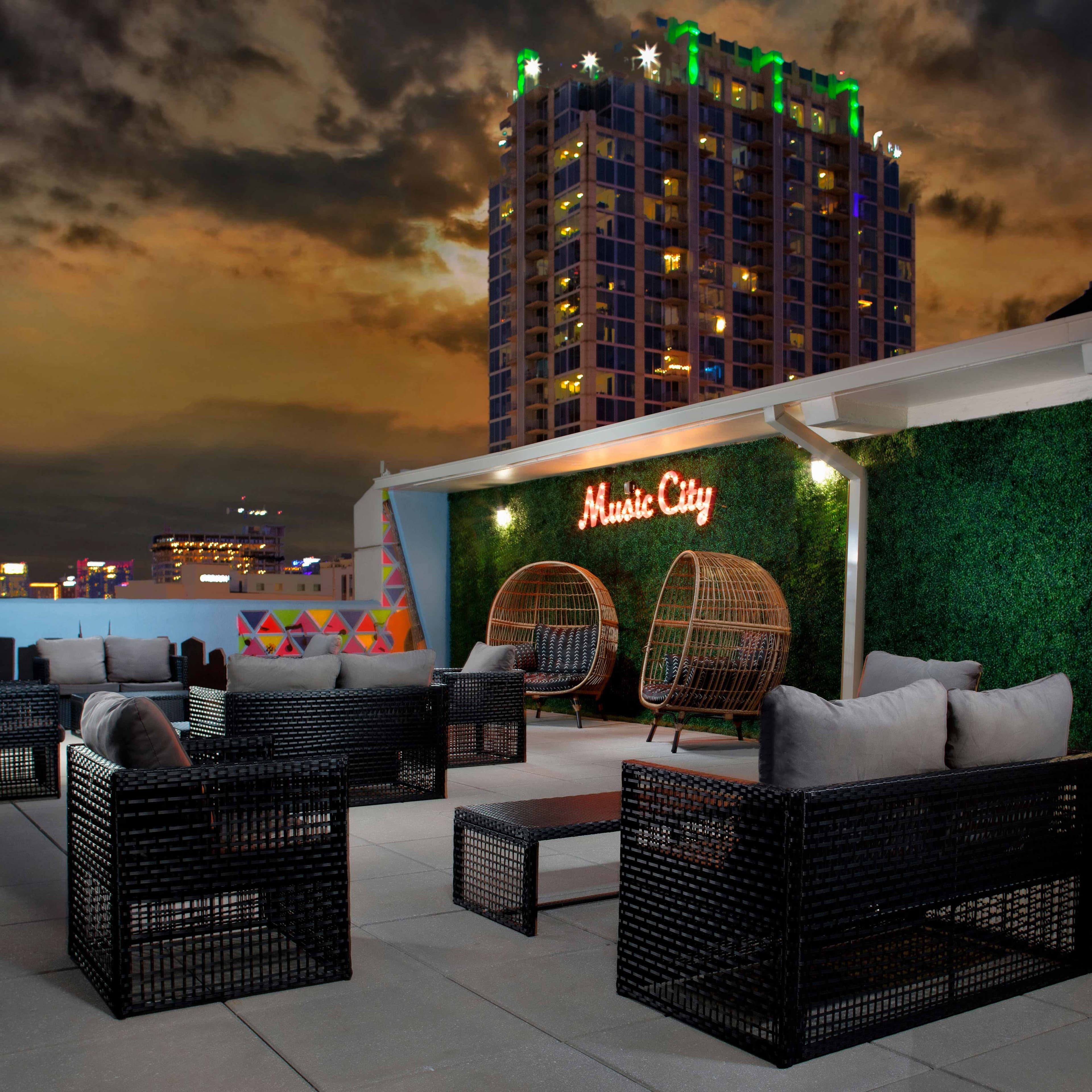 Aloft Nashville West End - Image 1