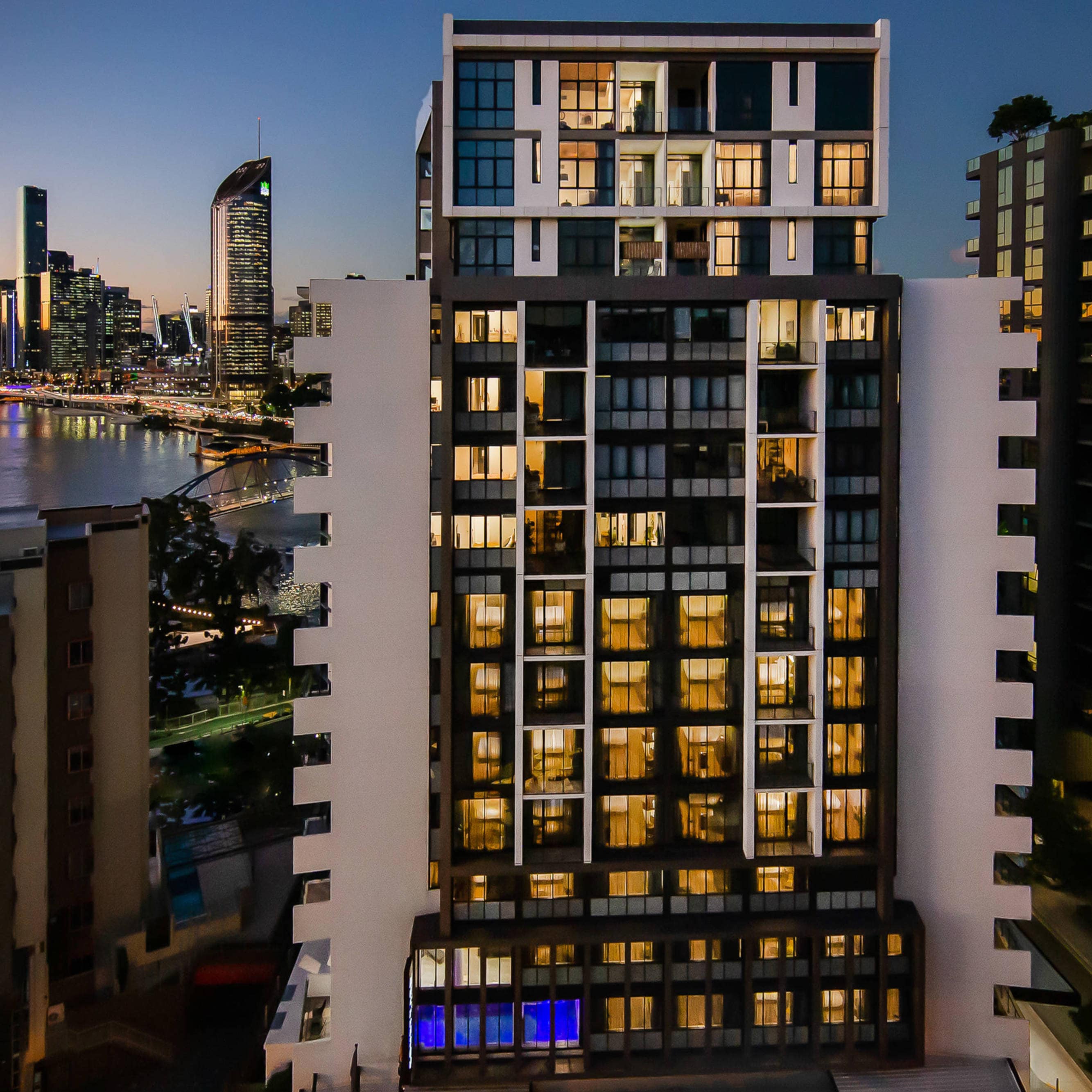 Courtyard Brisbane South Bank - Image 1