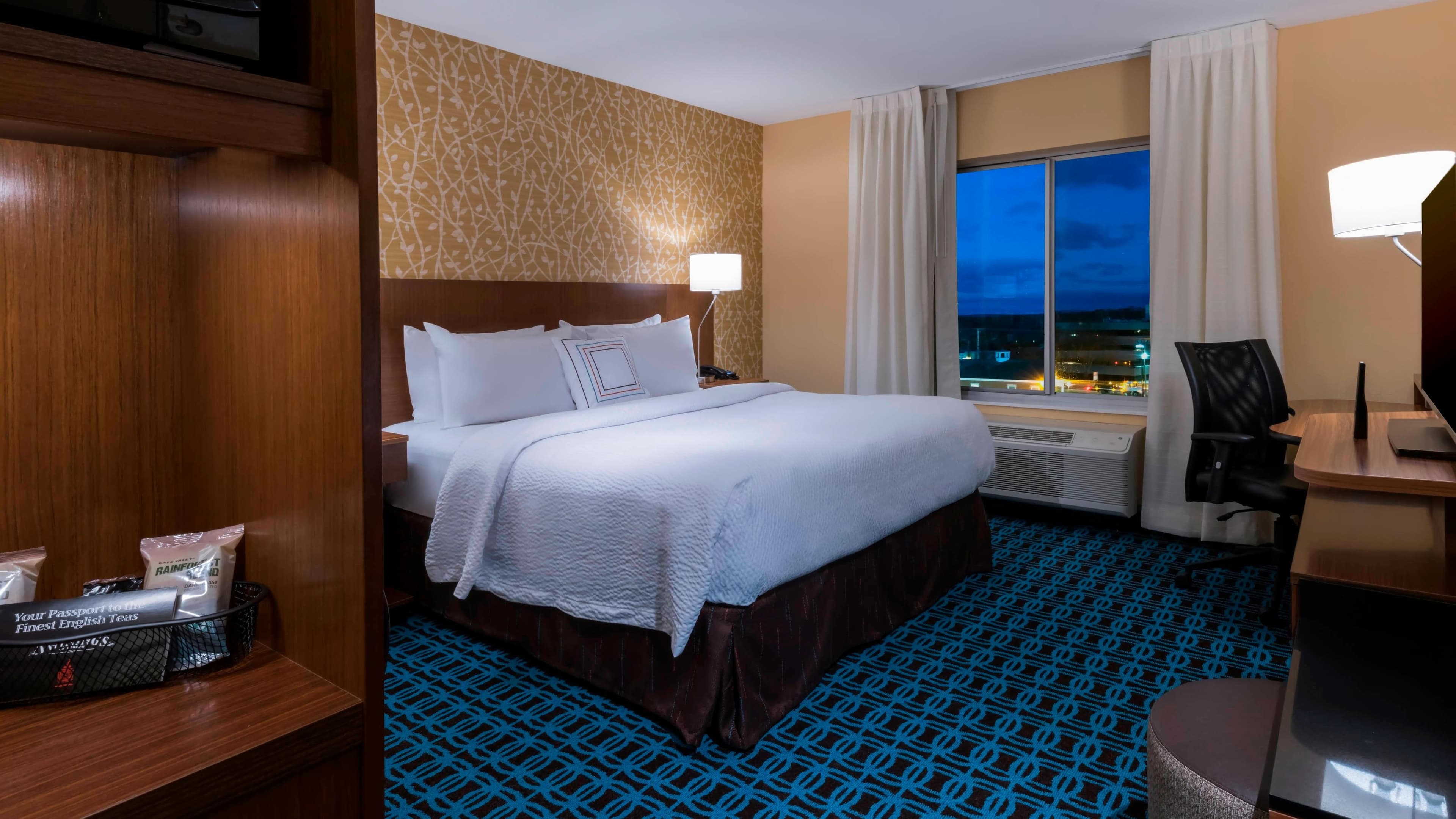 Fairfield Inn & Suites Boston Marlborough/Apex Center - Image 2