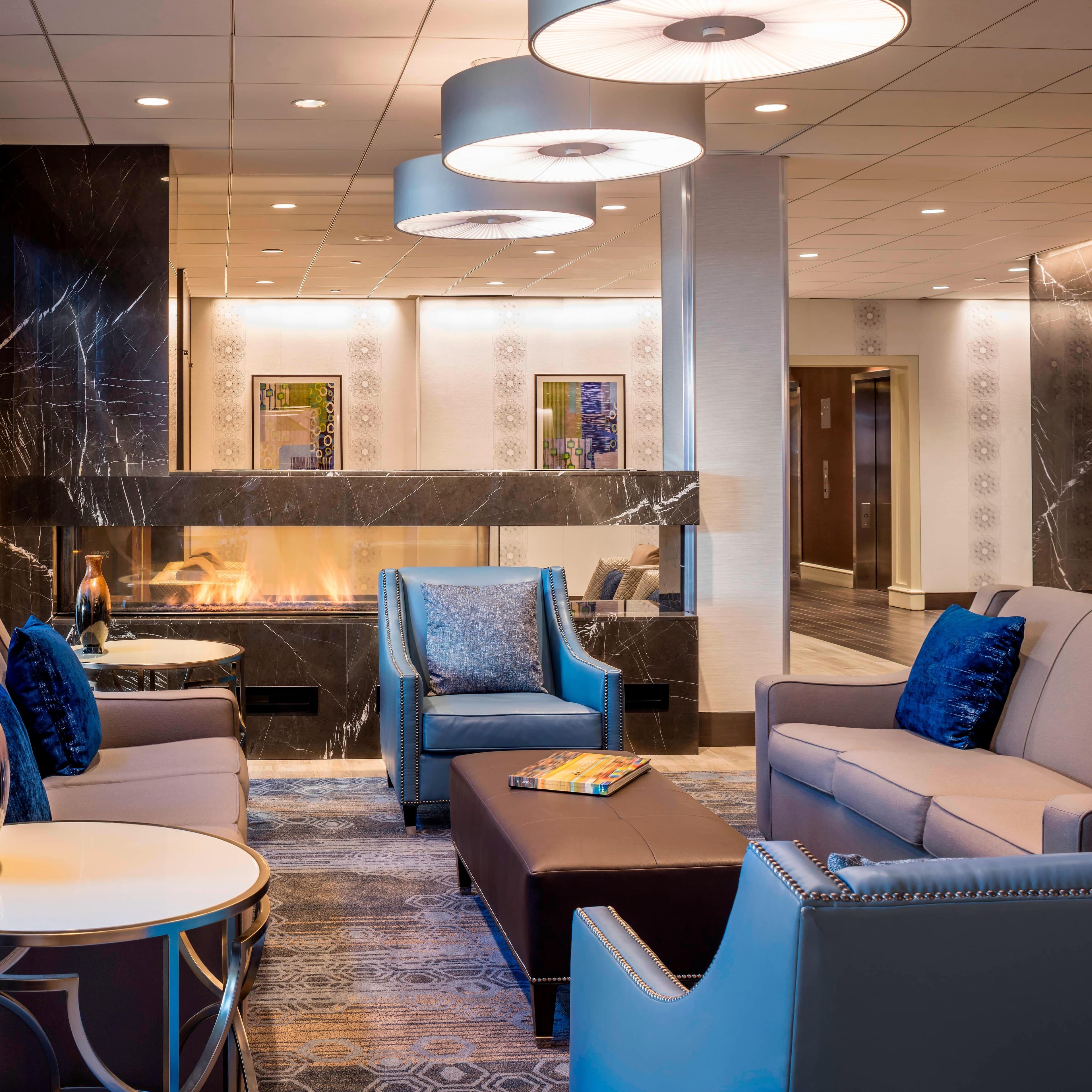 Four Points by Sheraton Norwood - Image 1