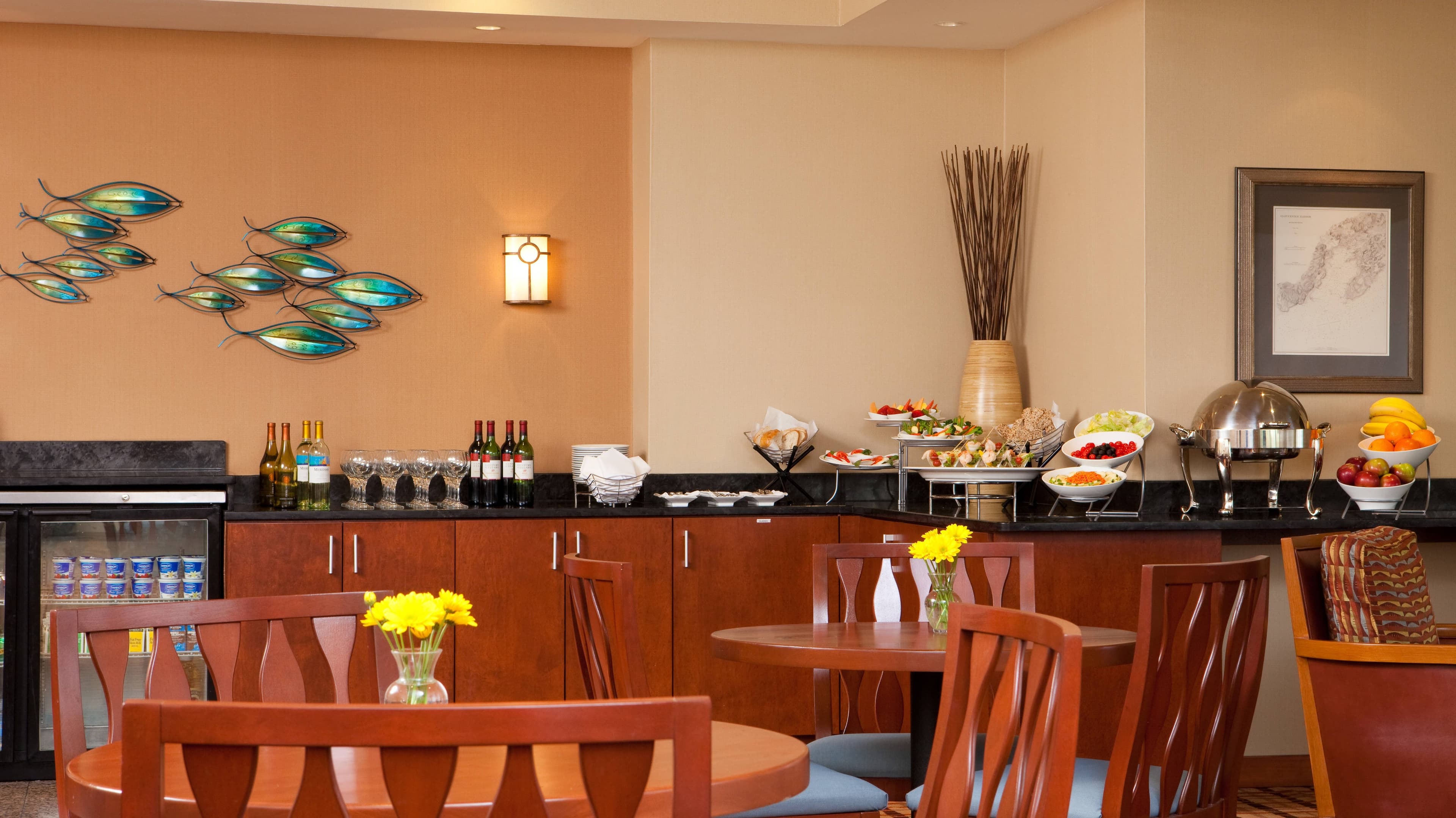 Holiday Inn & Suites Boston-Peabody — 11