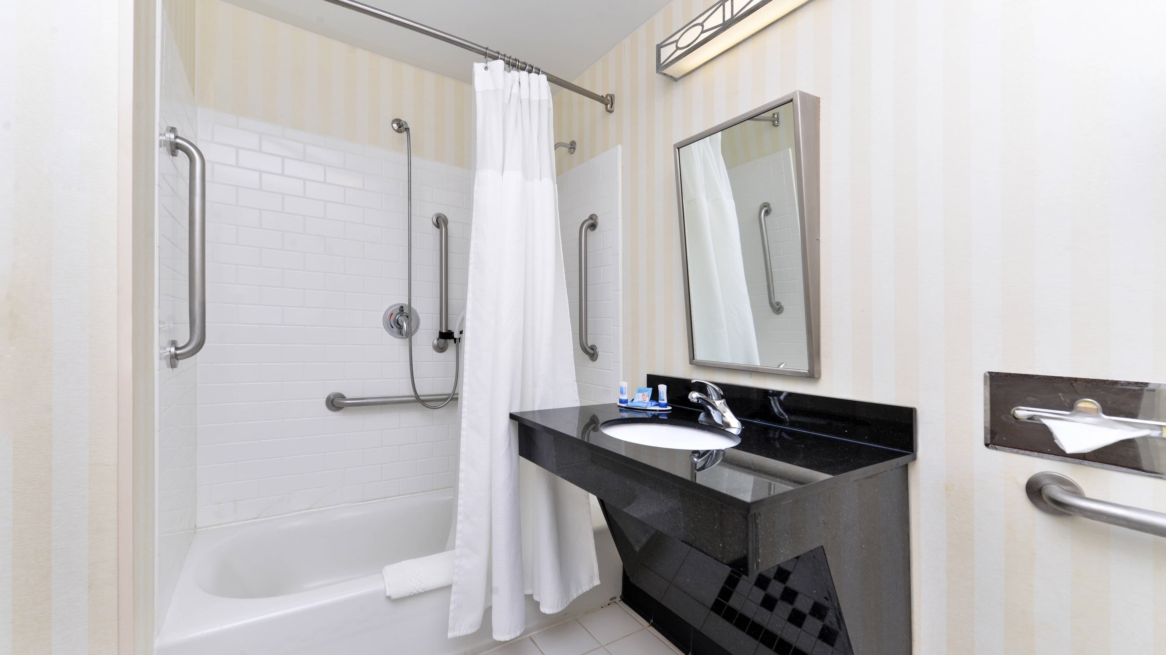 Fairfield Inn & Suites Kingsland — 6