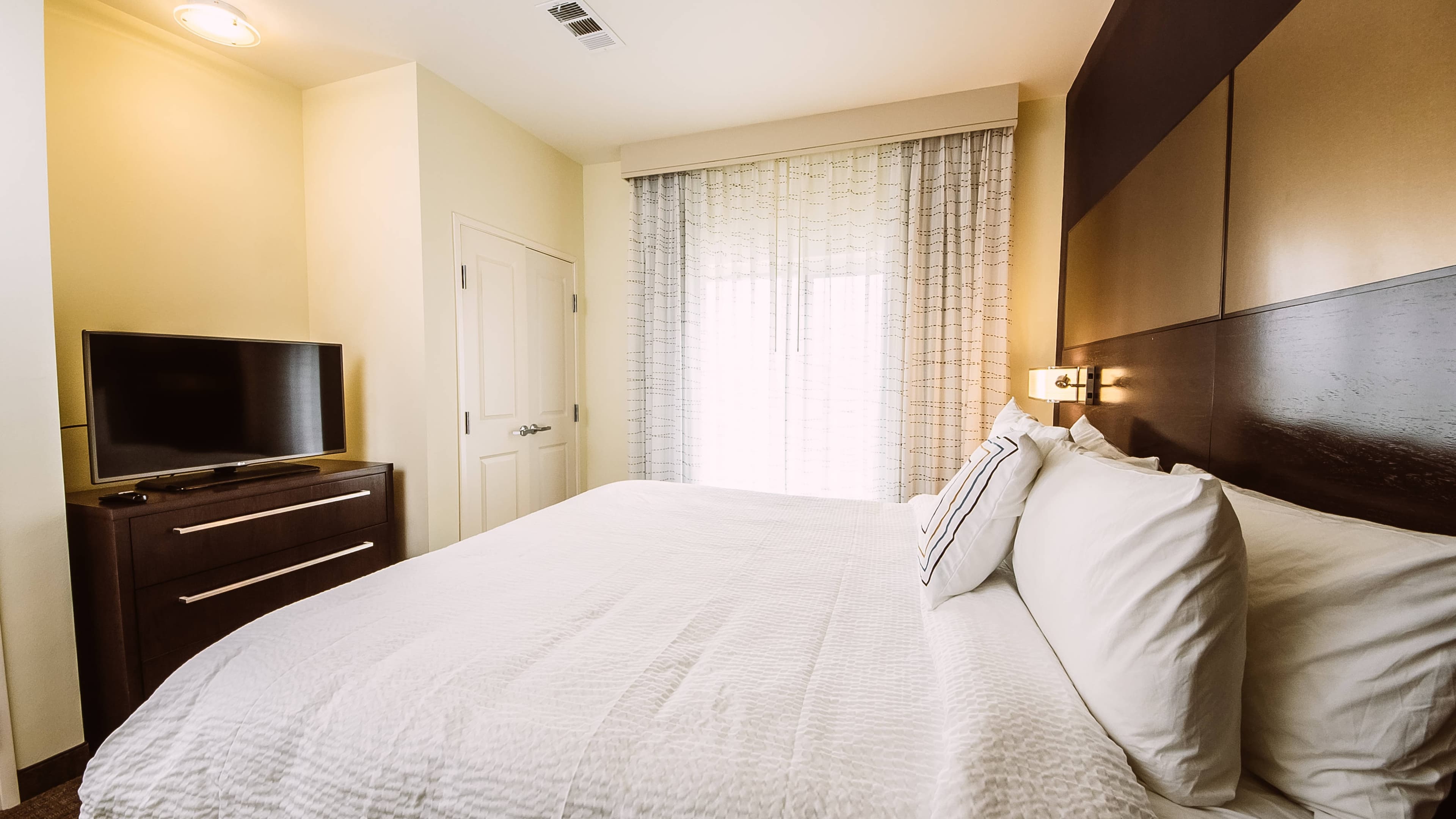 Holiday Inn Brownsville — 6