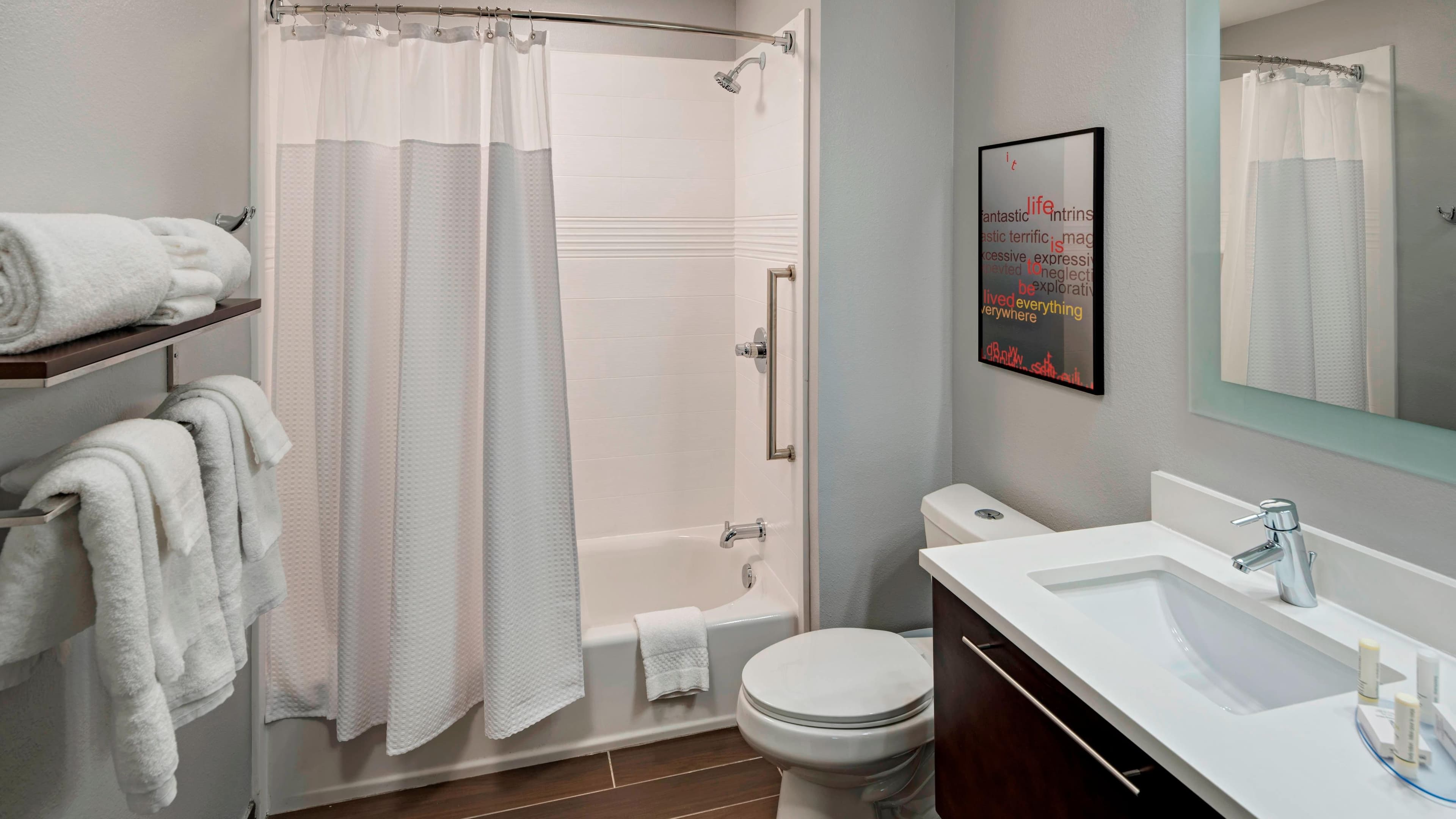 Holiday Inn Express & Suites Baton Rouge -Port Allen — 17