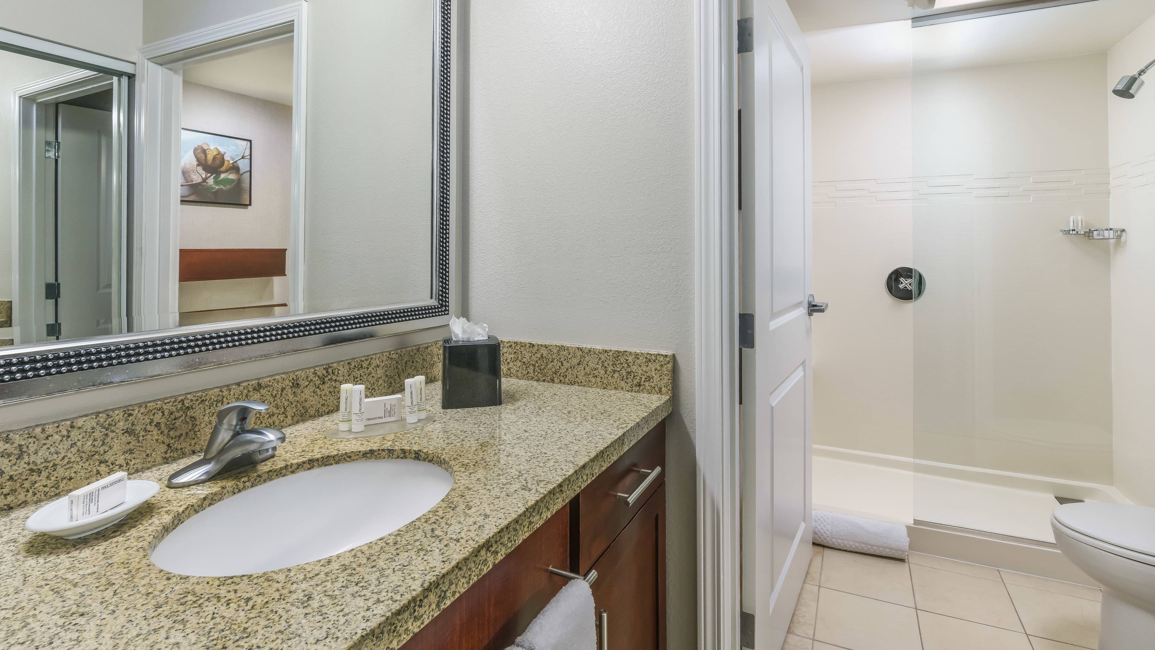 Residence Inn Burlington Colchester - Image 4