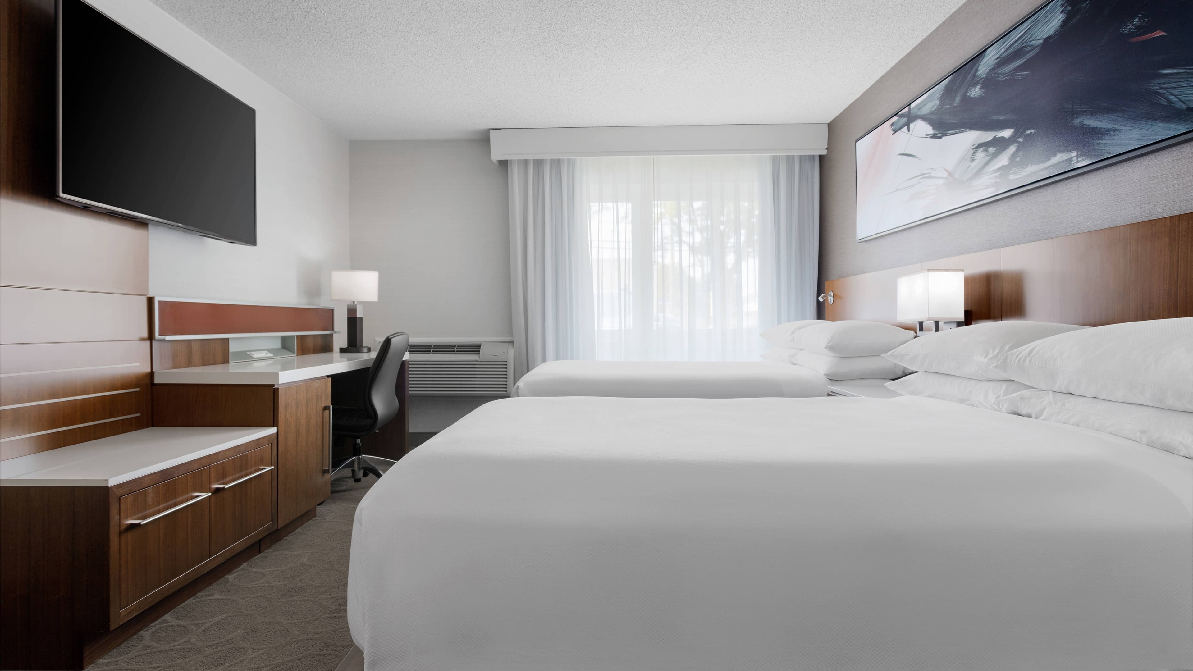 Delta Hotels Burlington - Image 2