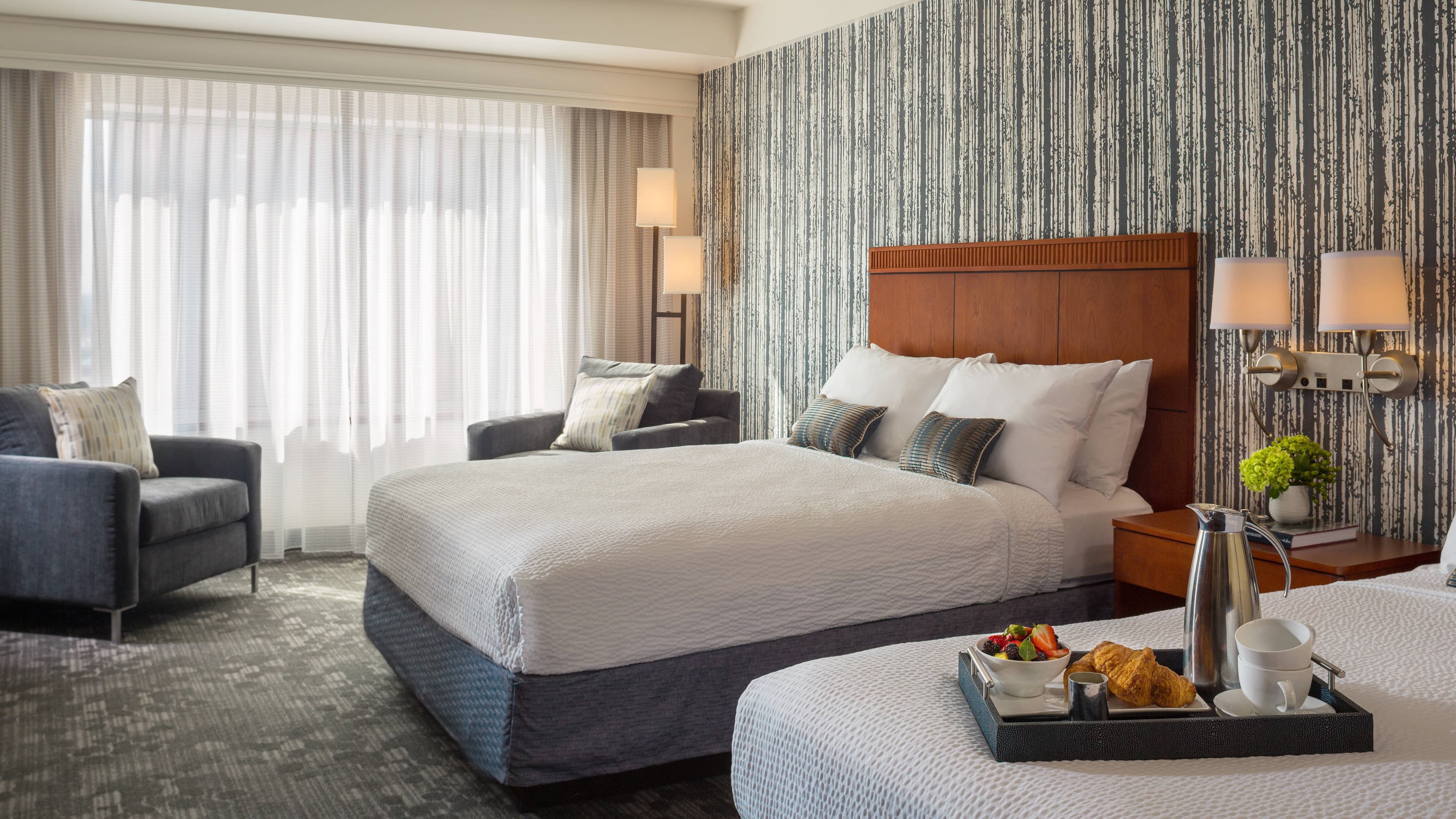 Courtyard Burlington Harbor - Image 5