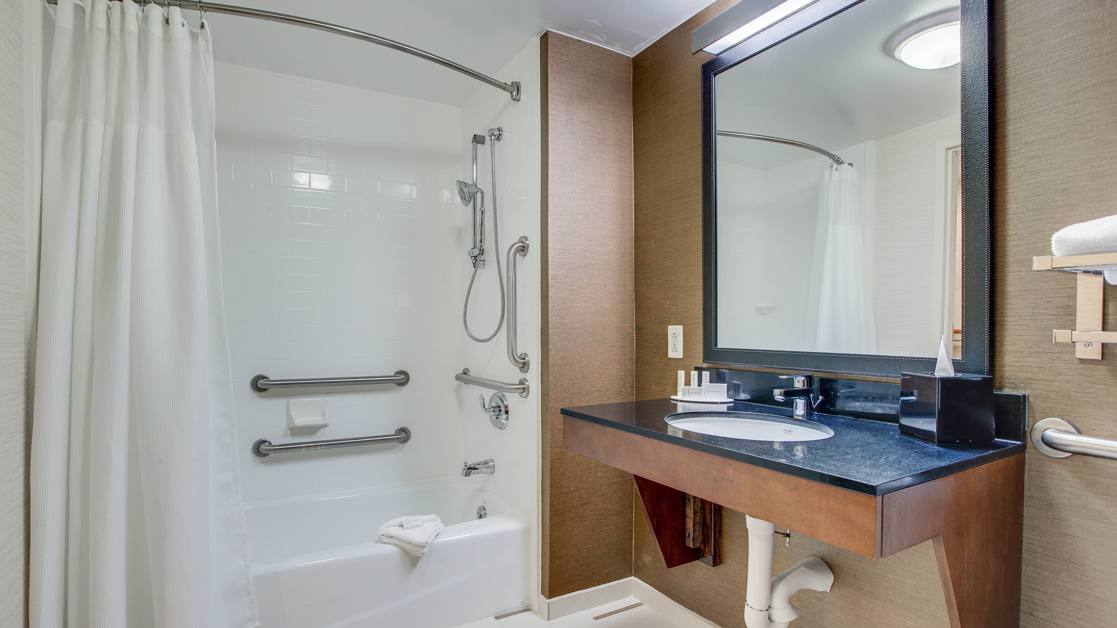 Fairfield Inn Burlington Williston — 15