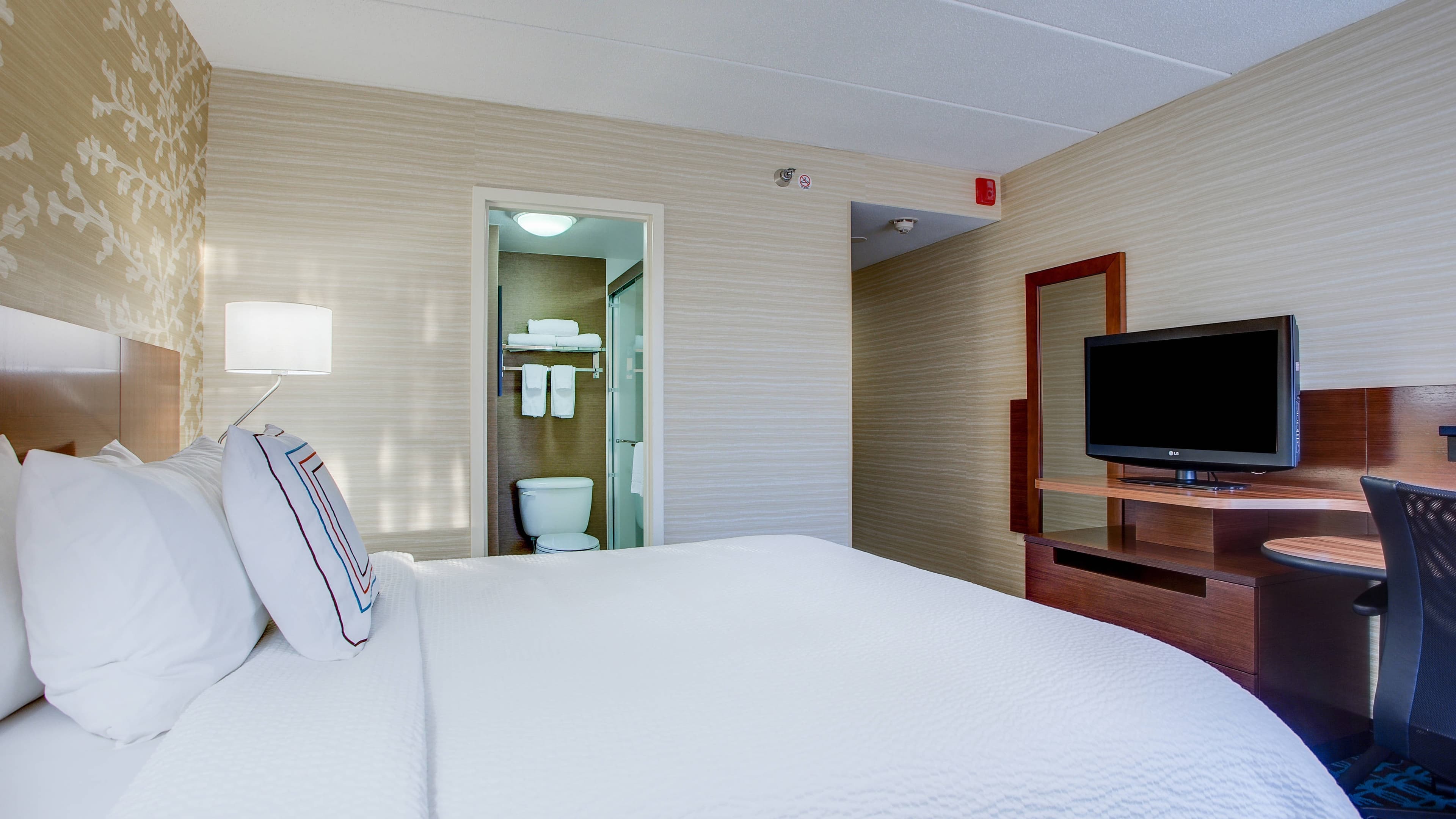 Fairfield Inn Burlington Williston — 10
