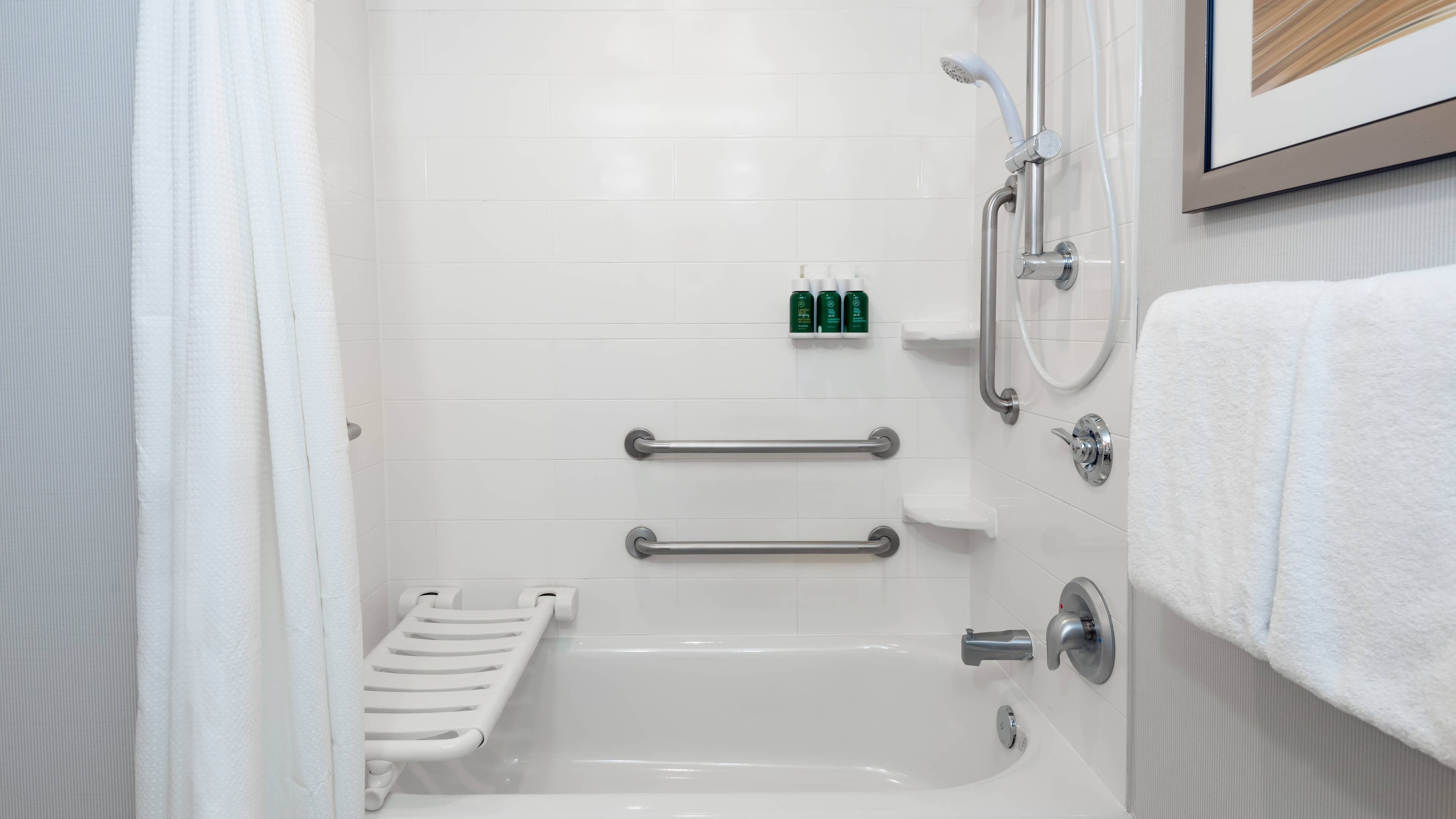 Holiday Inn Express & Suites Buffalo-Airport — 19
