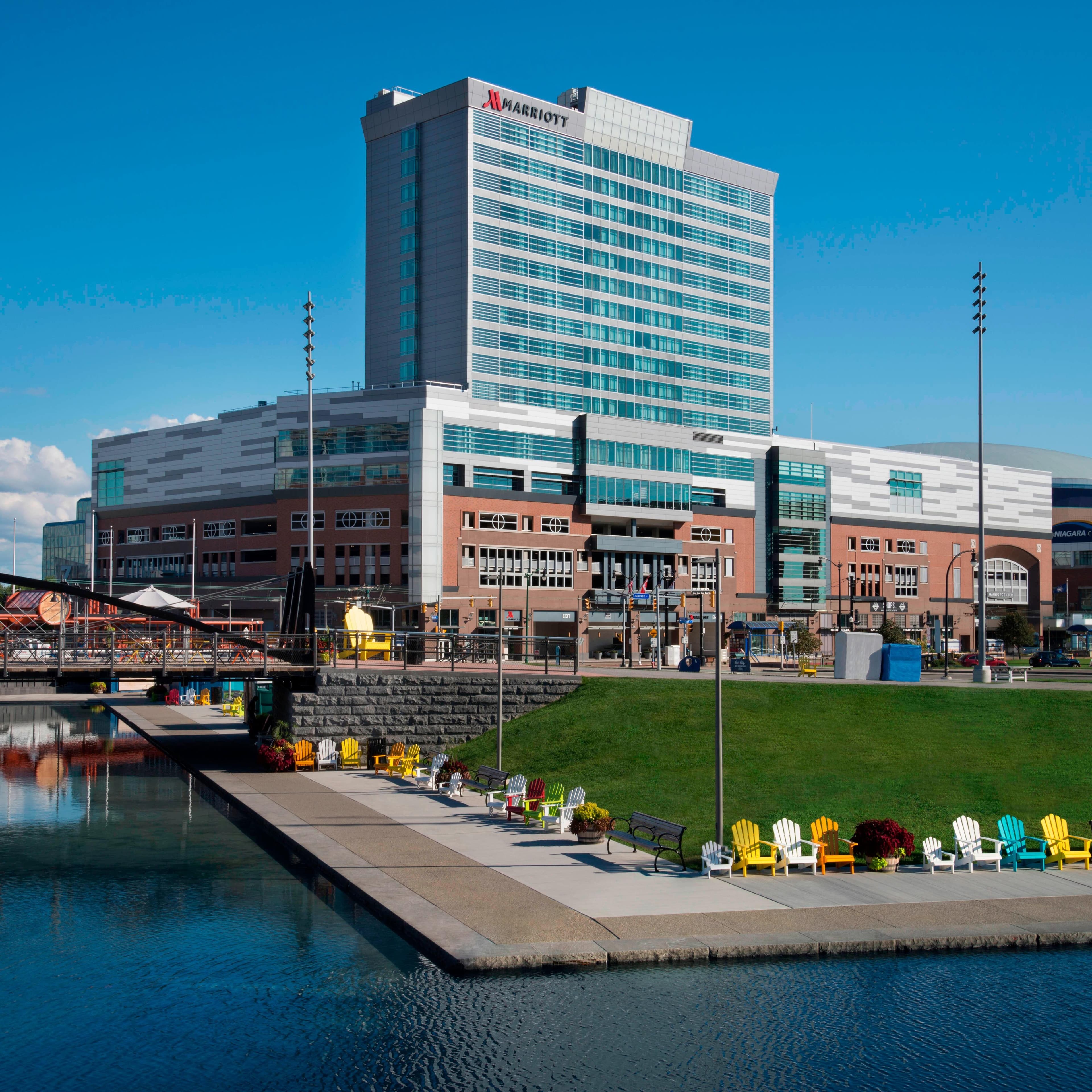 Buffalo Marriott at LECOM HARBORCENTER - Image 1