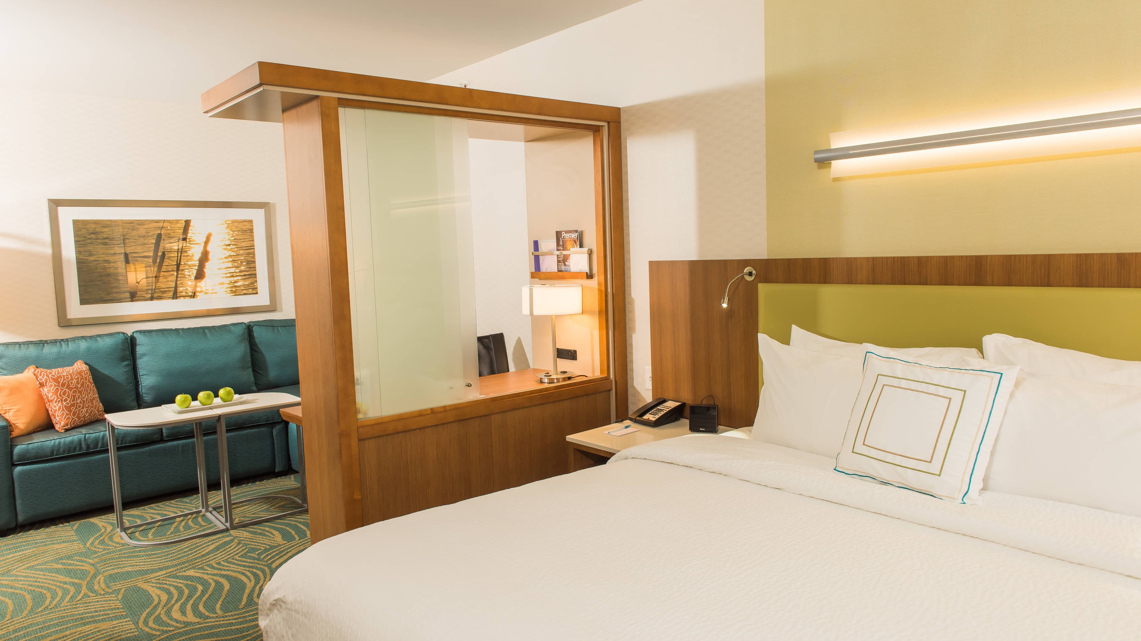 Suite - Image 1