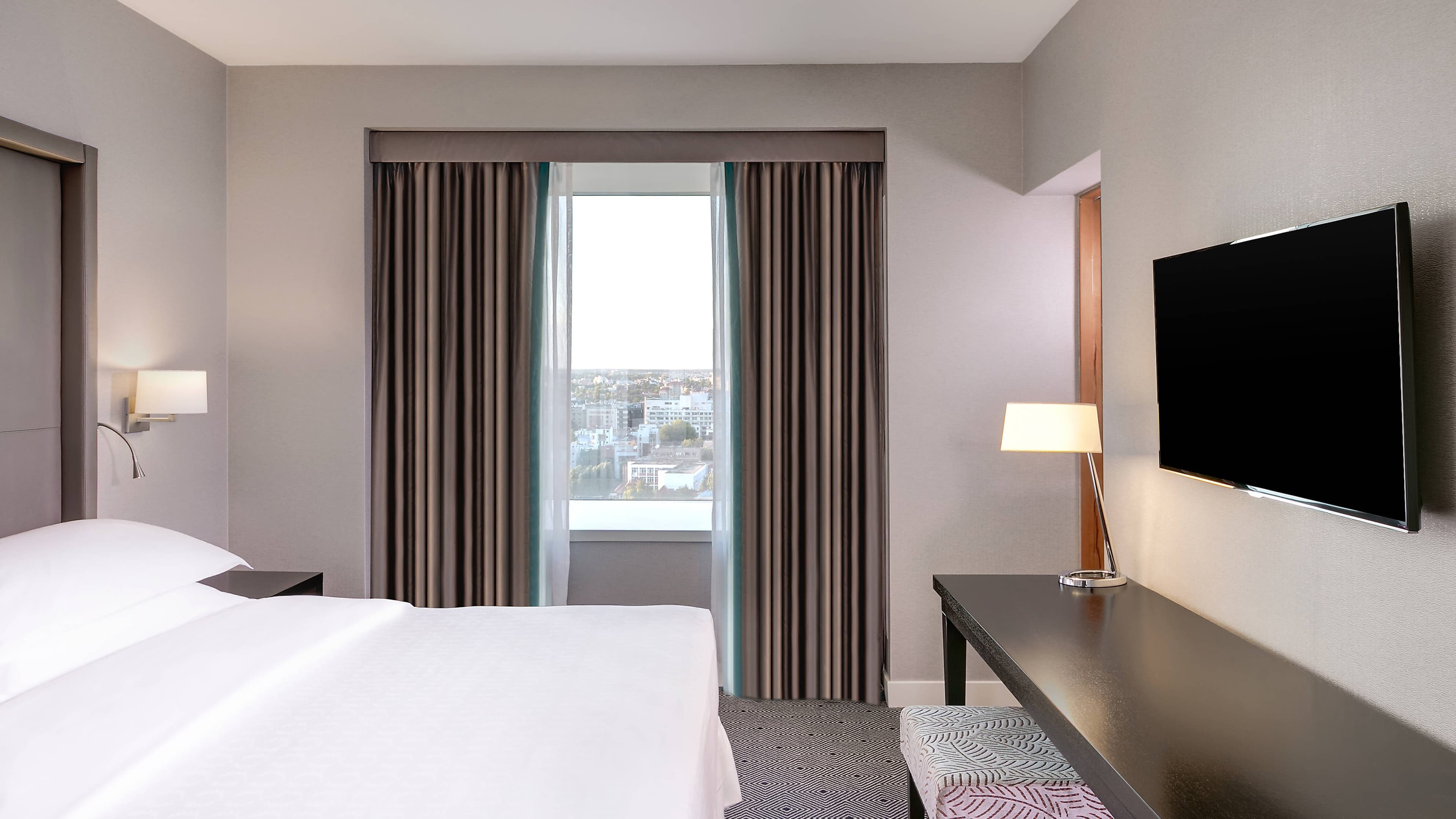 Sheraton Bucharest Hotel — 11