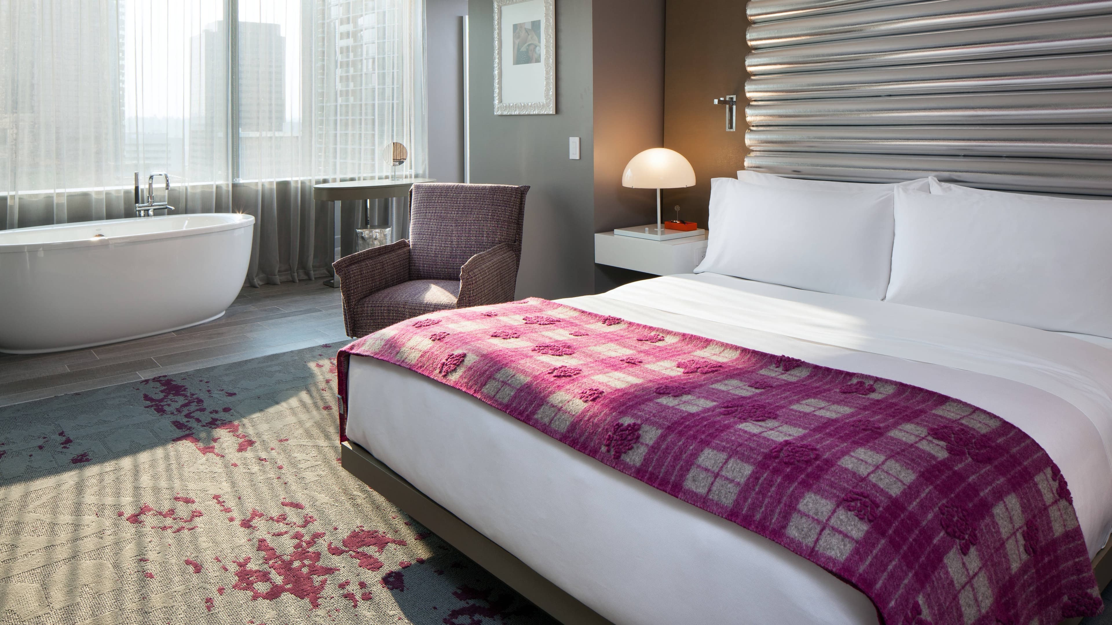 W Bellevue — 10