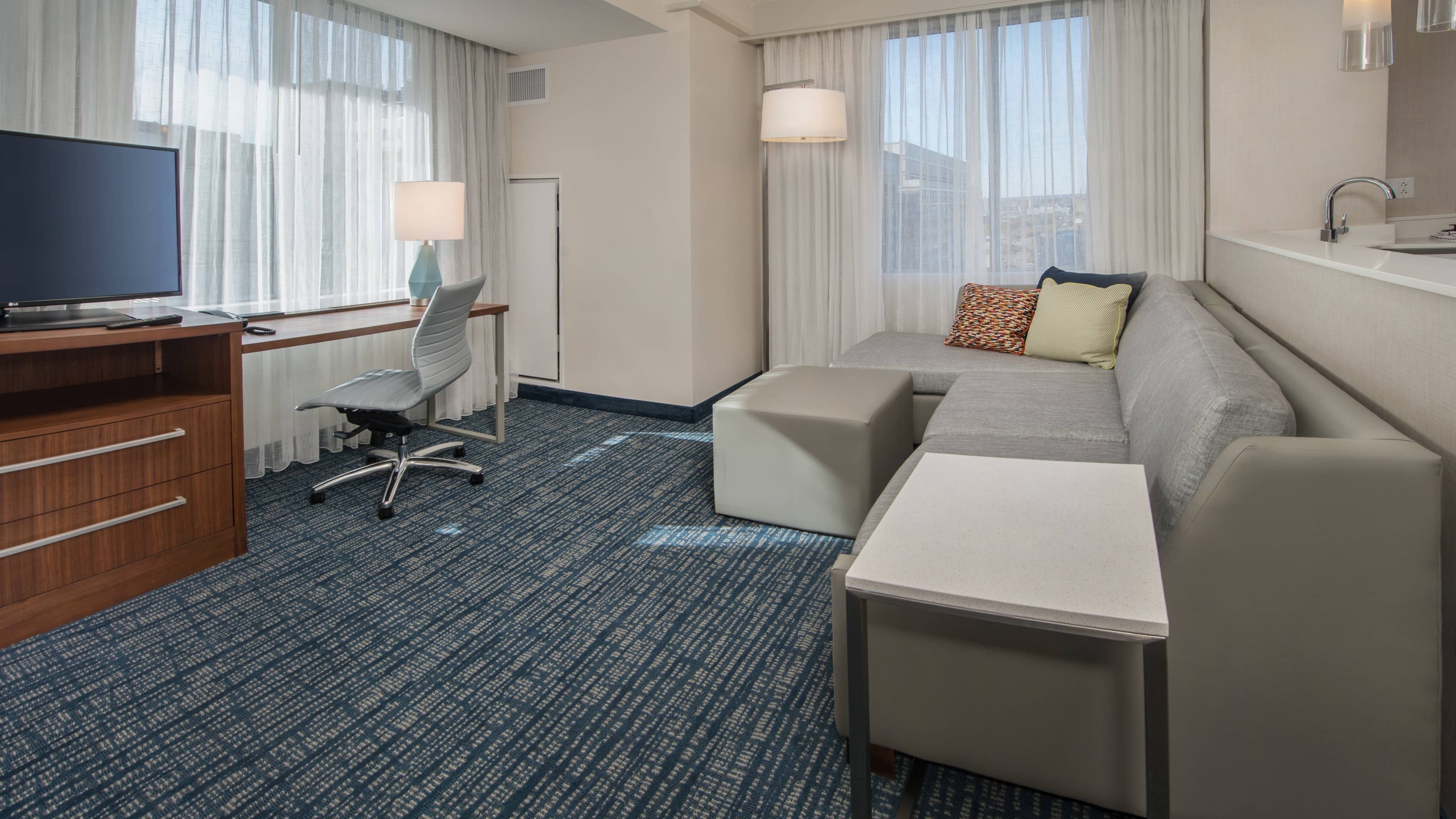 Residence Inn Baltimore at The Johns Hopkins Medical Campus - Image 3