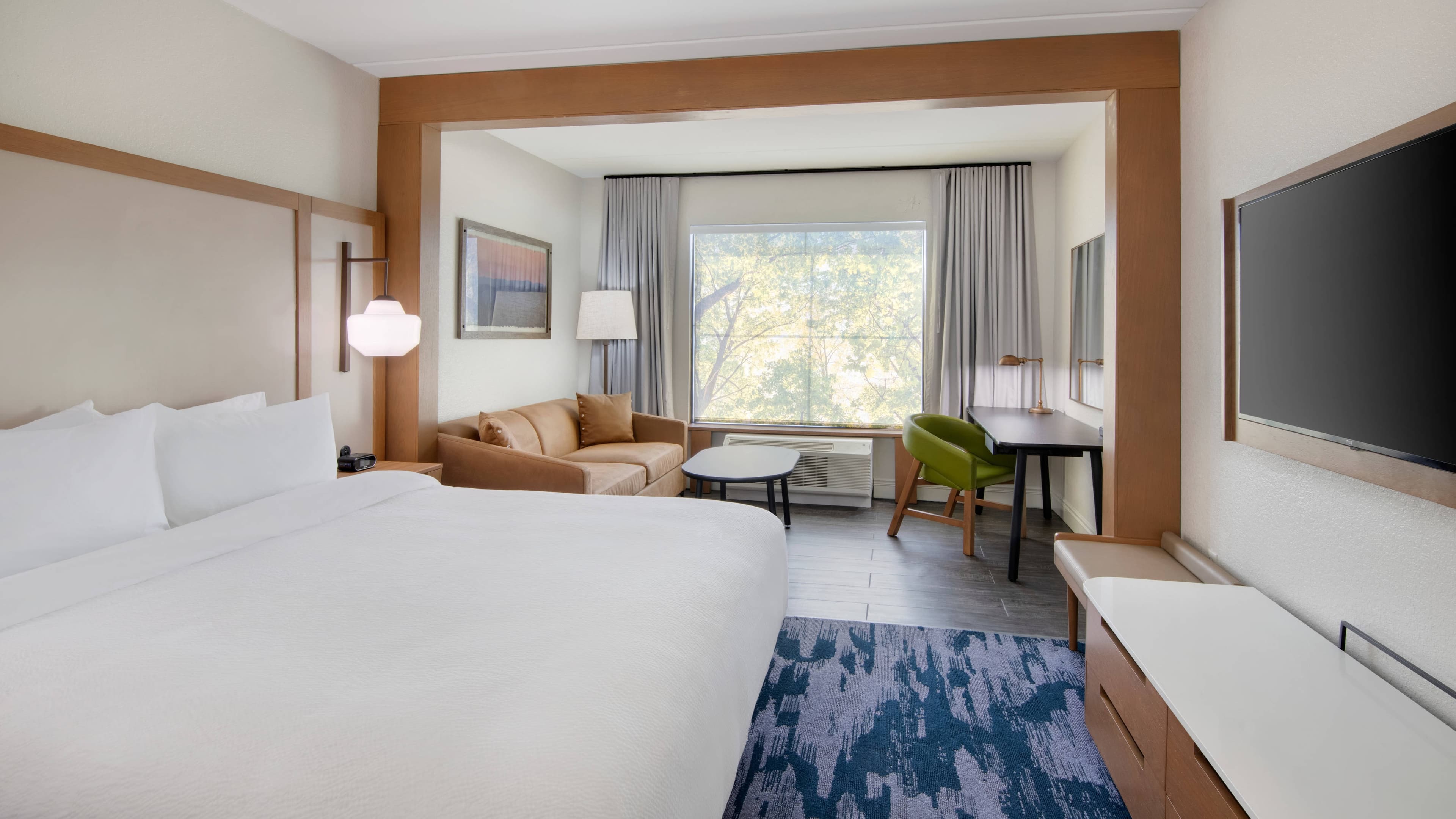 Fairfield Inn & Suites Columbia Downtown — 7