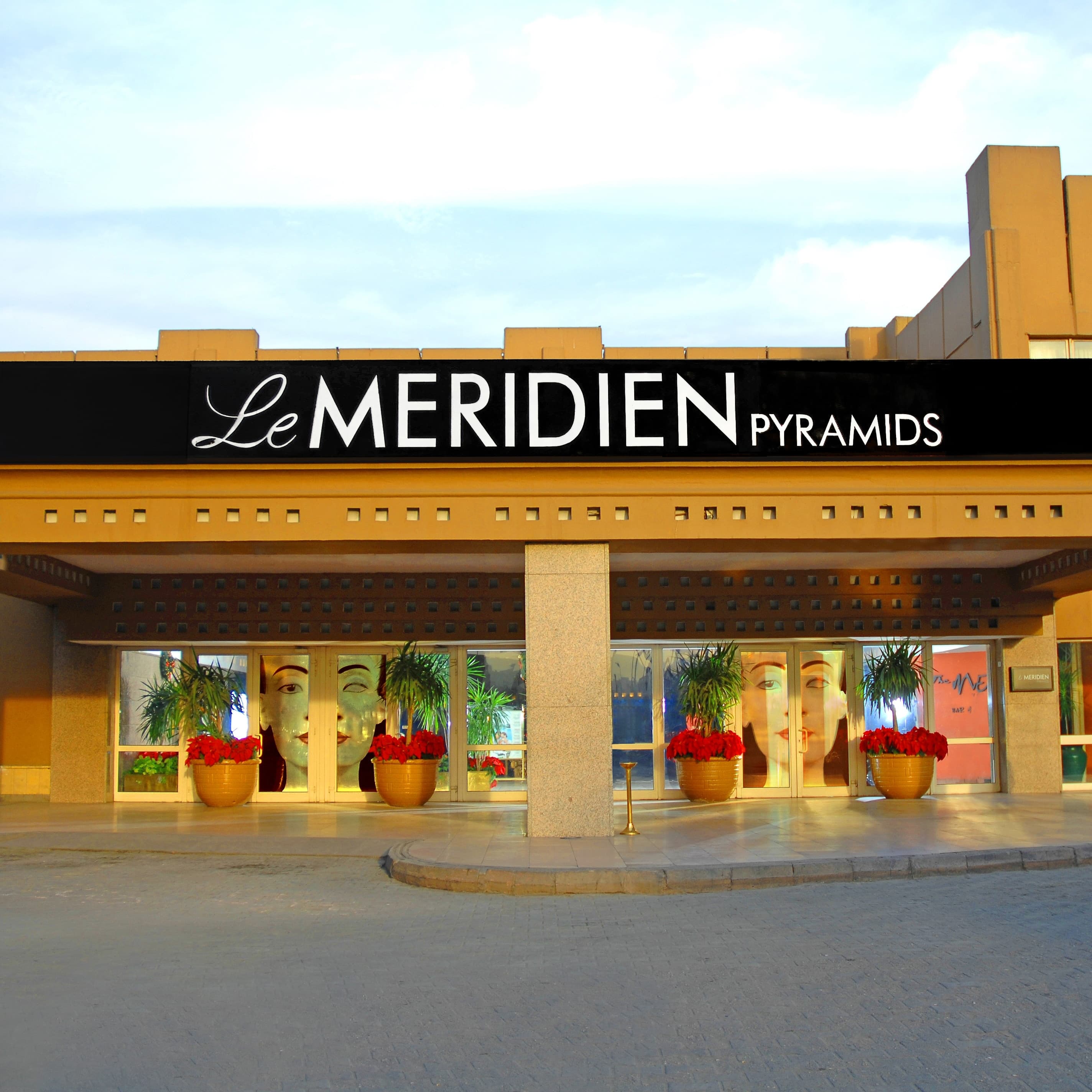 Le Méridien Pyramids Hotel & Spa - Image 1