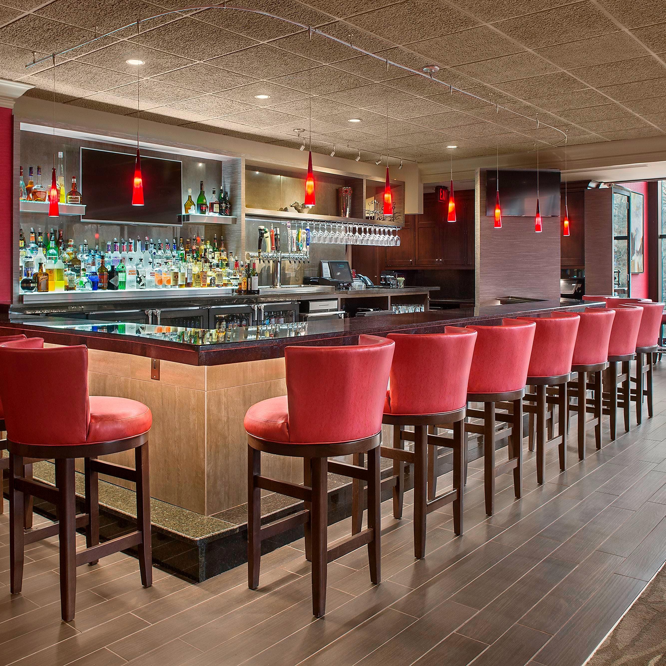 Sheraton Suites Akron Cuyahoga Falls - Image 1