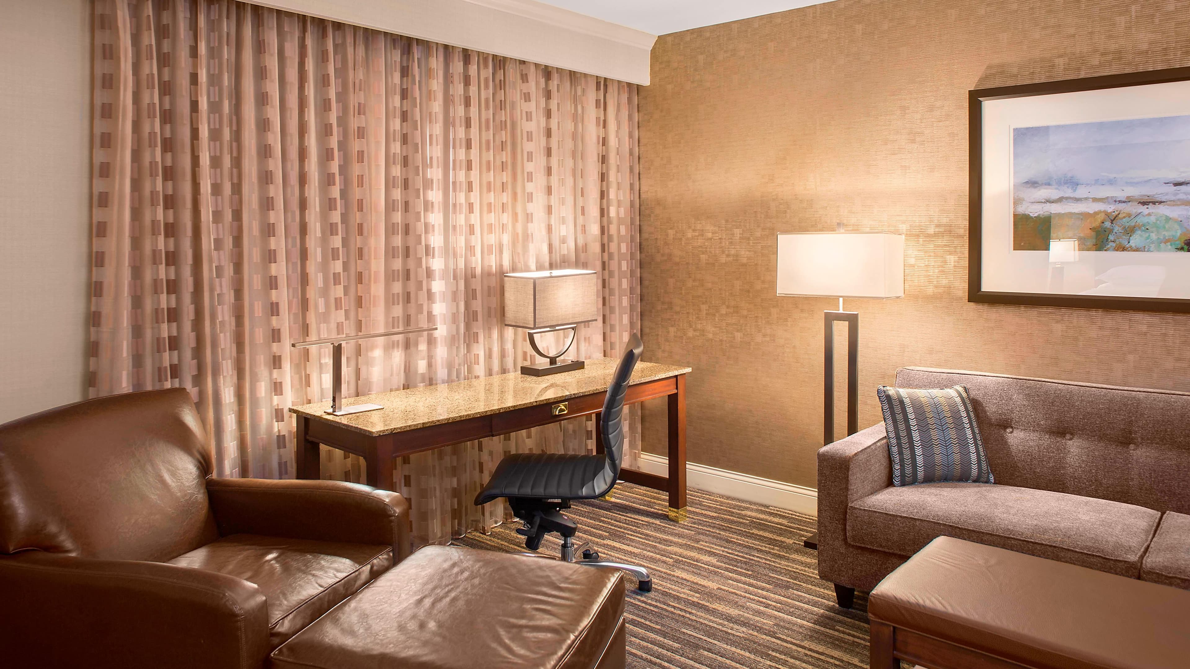Sheraton Suites Akron Cuyahoga Falls - Image 3