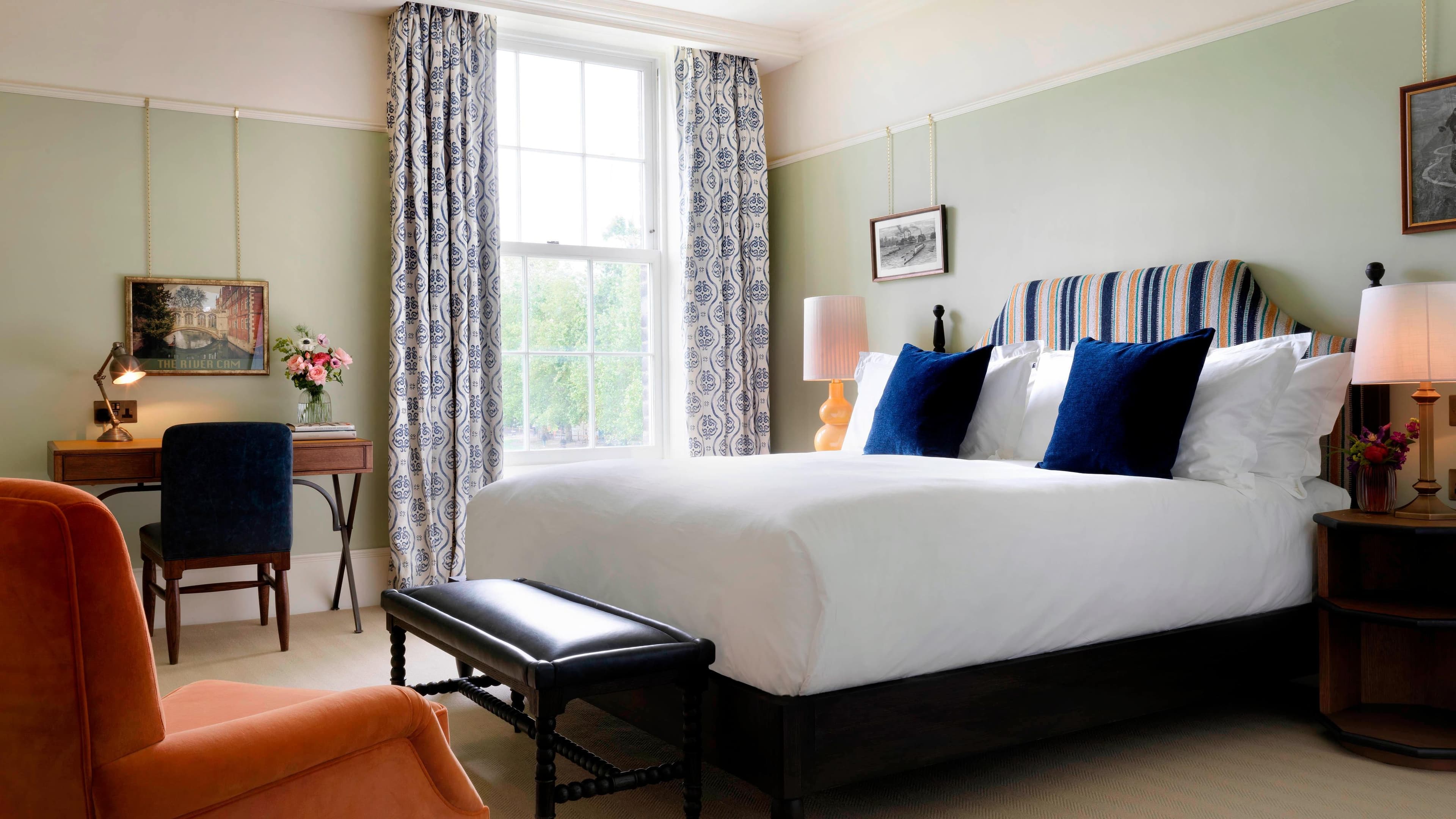 University Arms Hotel, Autograph Collection — 33