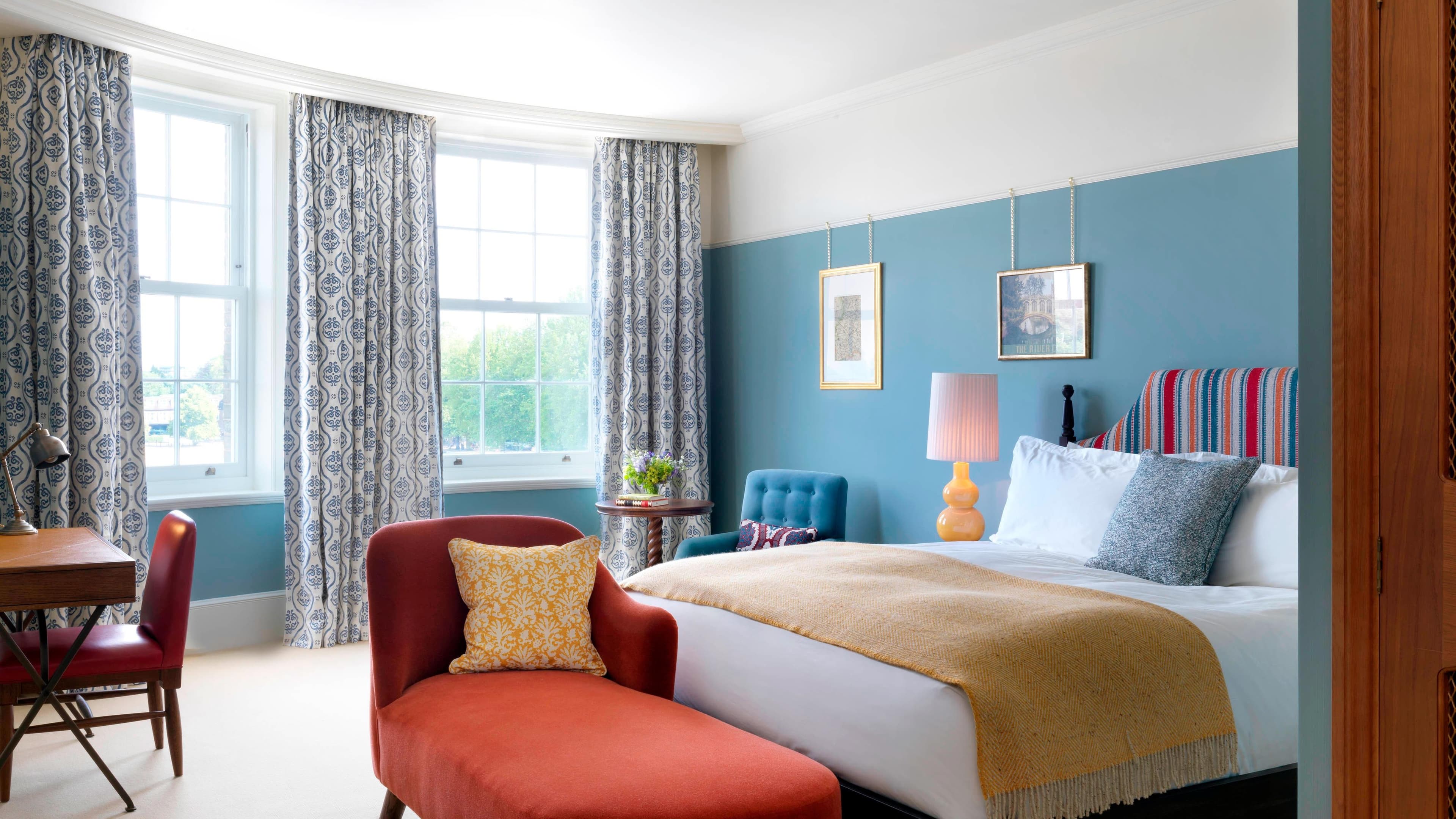 University Arms Hotel, Autograph Collection — 32
