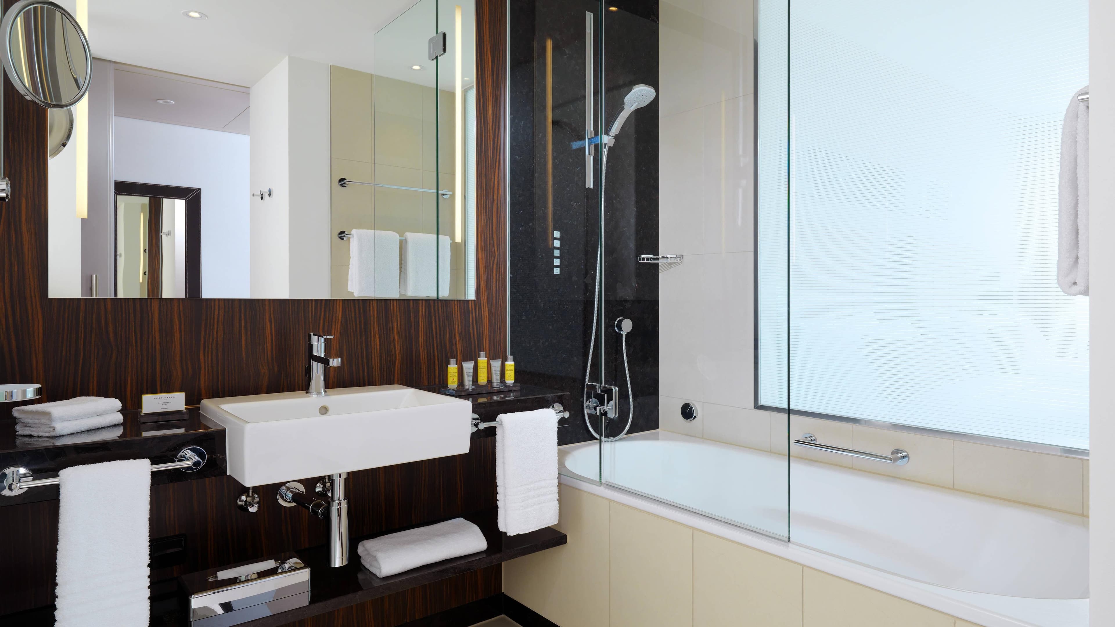 Bonn Marriott Hotel - Image 5