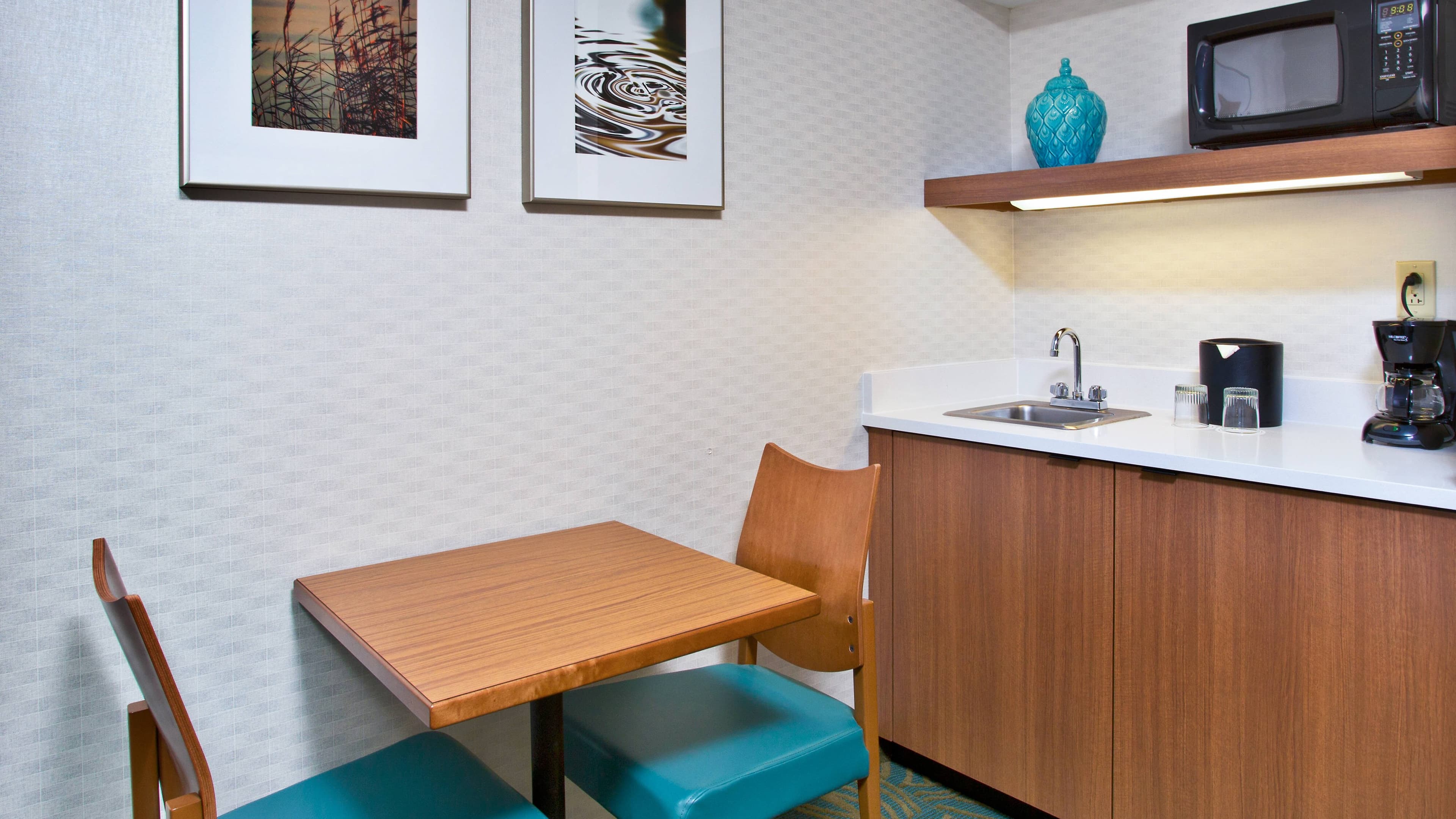 Crowne Plaza Chicago SW - Burr Ridge — 12
