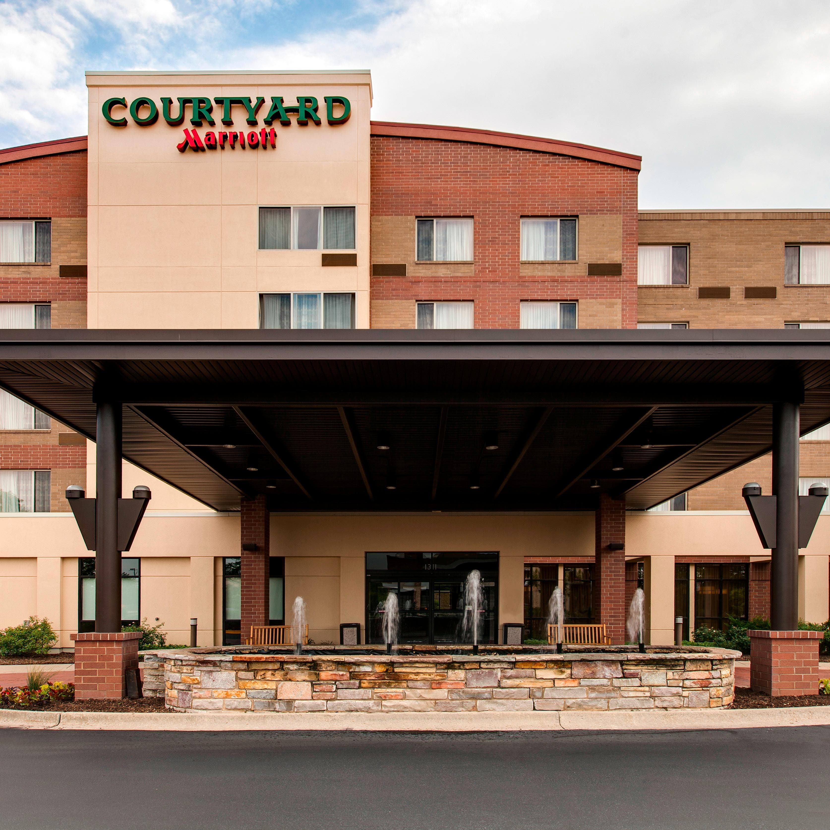 Courtyard Chicago Schaumburg/Woodfield Mall - Image 1