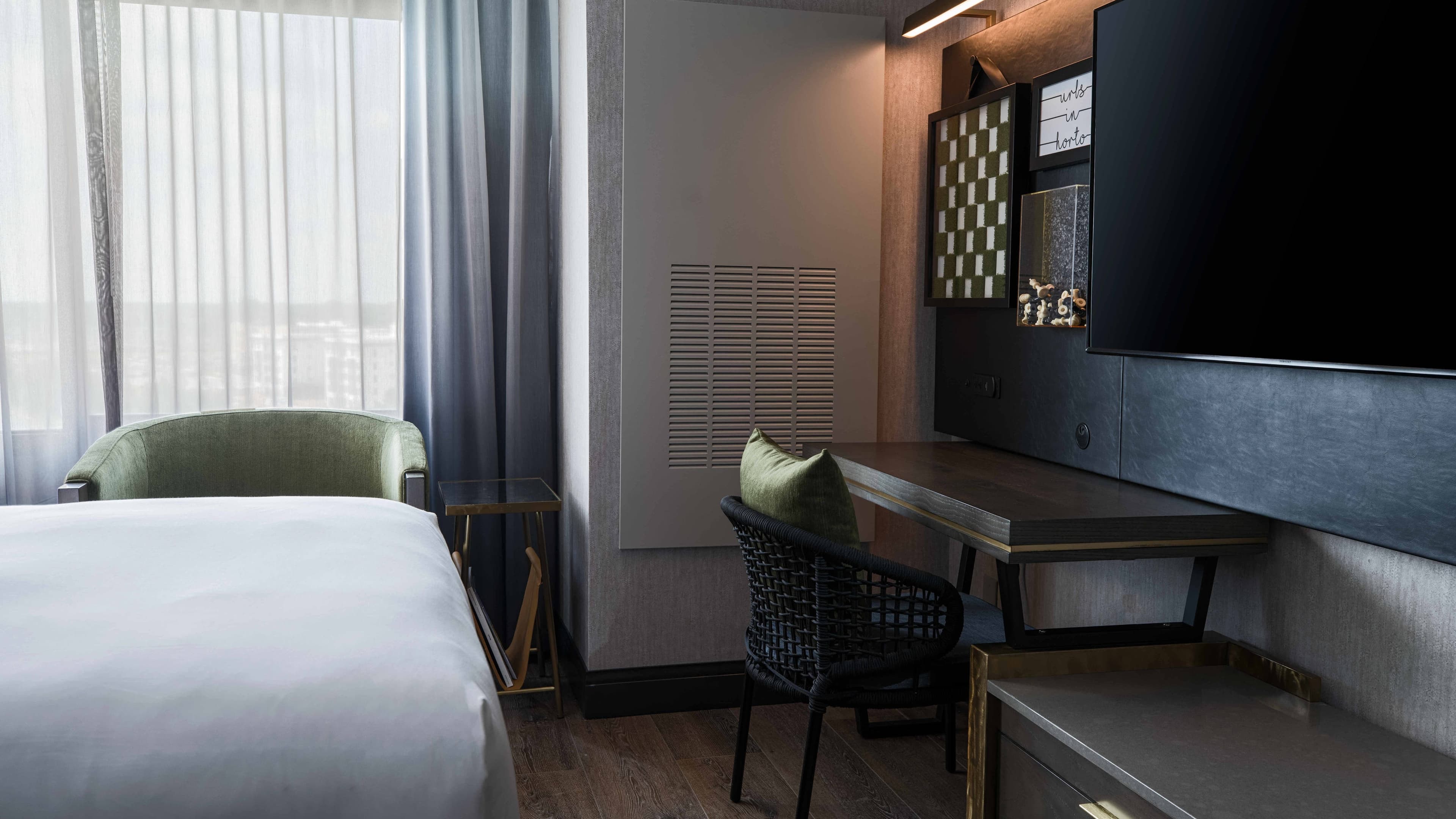 Renaissance Chicago North Shore Hotel — 26