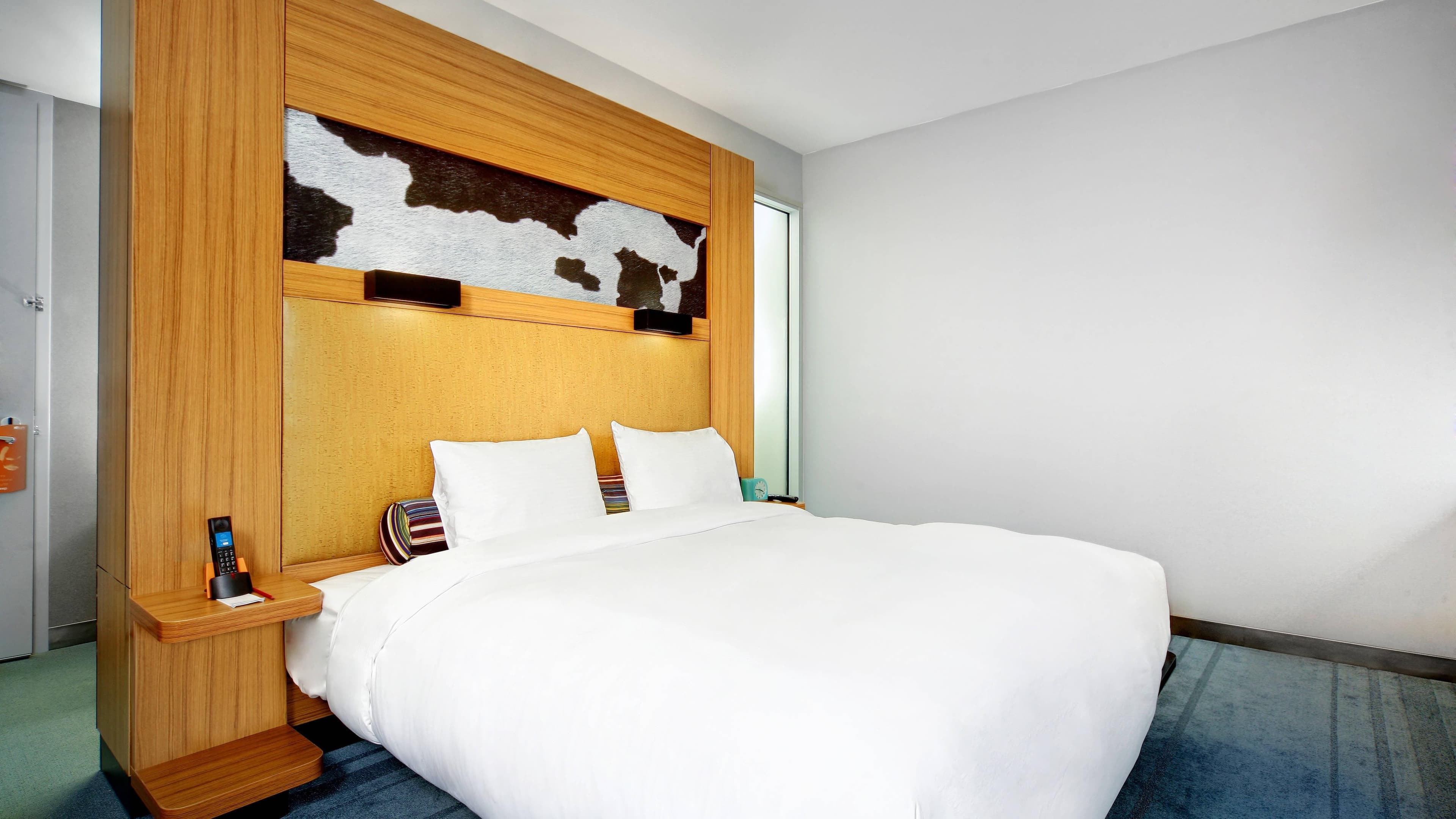 Aloft Bolingbrook - Image 2