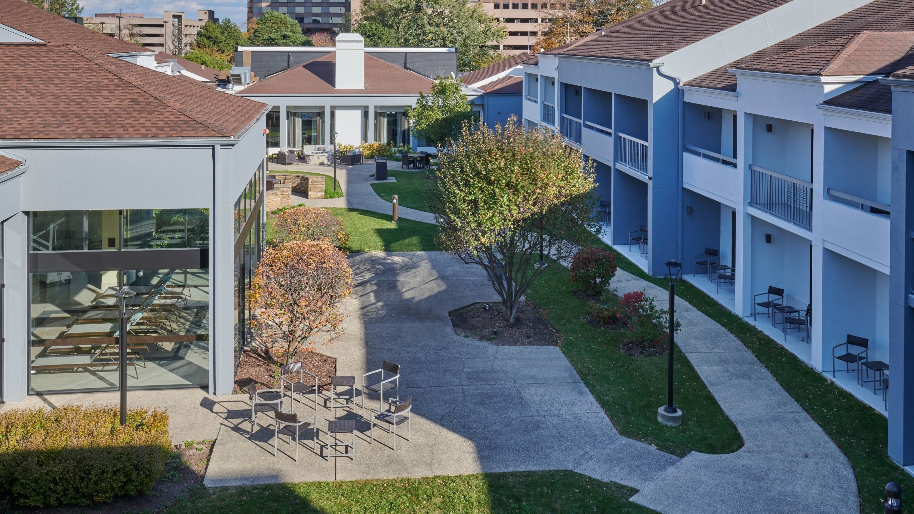 Staybridge Suites Chicago-Oakbrook Terrace — 12